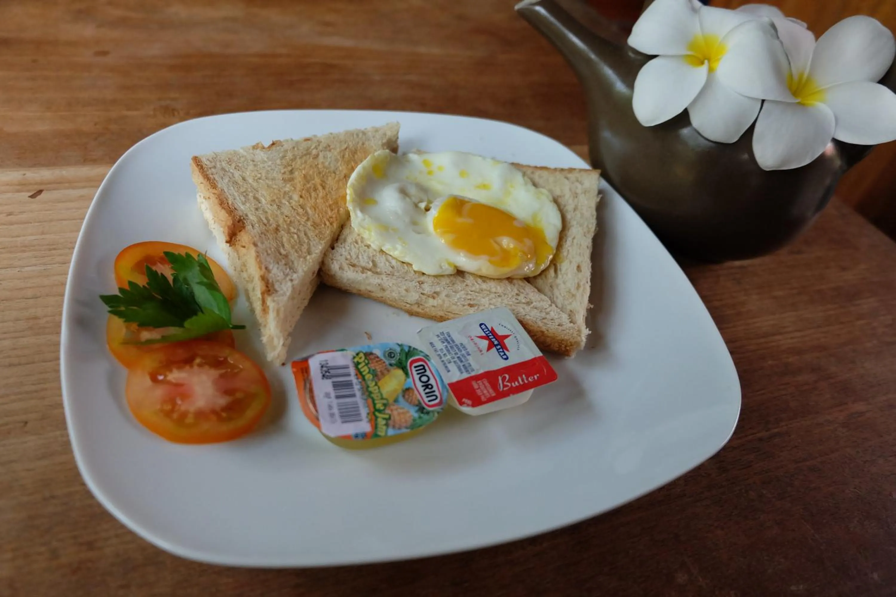 American breakfast in Semarandana Bedrooms and Pool