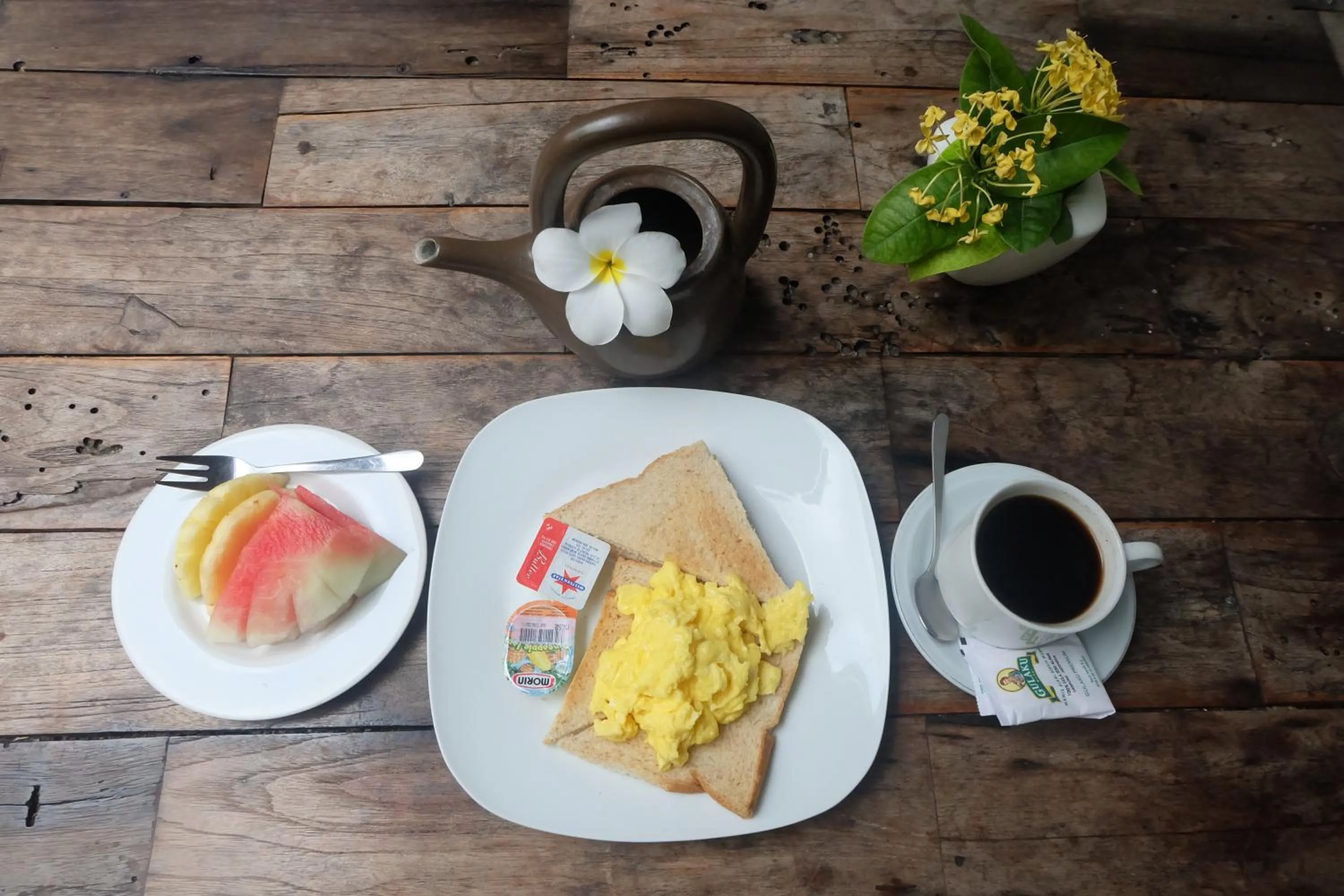 American breakfast in Semarandana Bedrooms and Pool