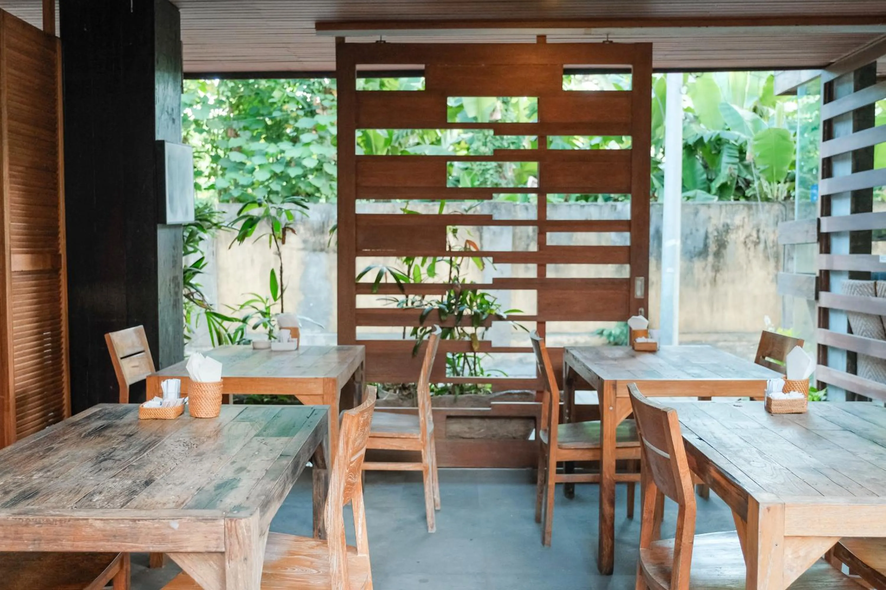 Day in Semarandana Bedrooms and Pool