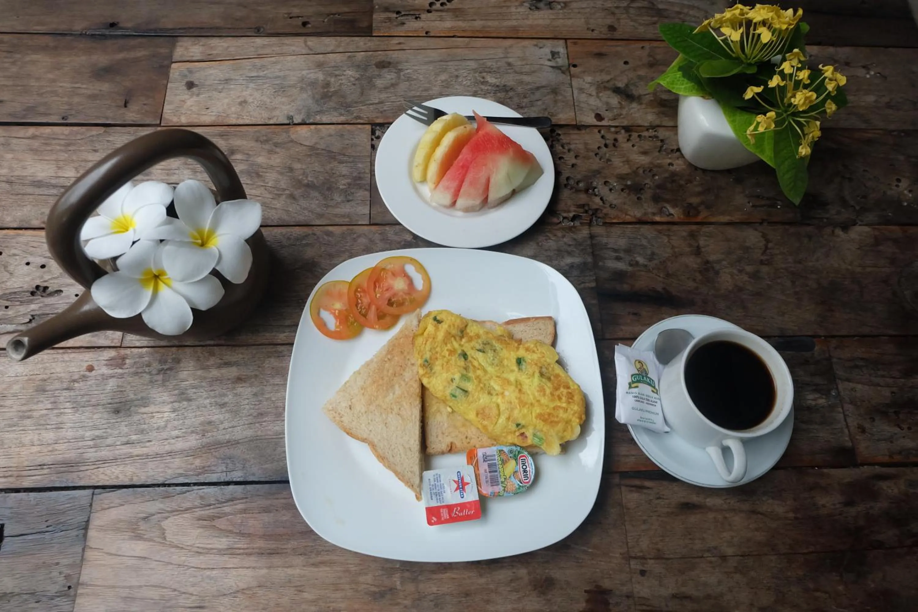 American breakfast in Semarandana Bedrooms and Pool