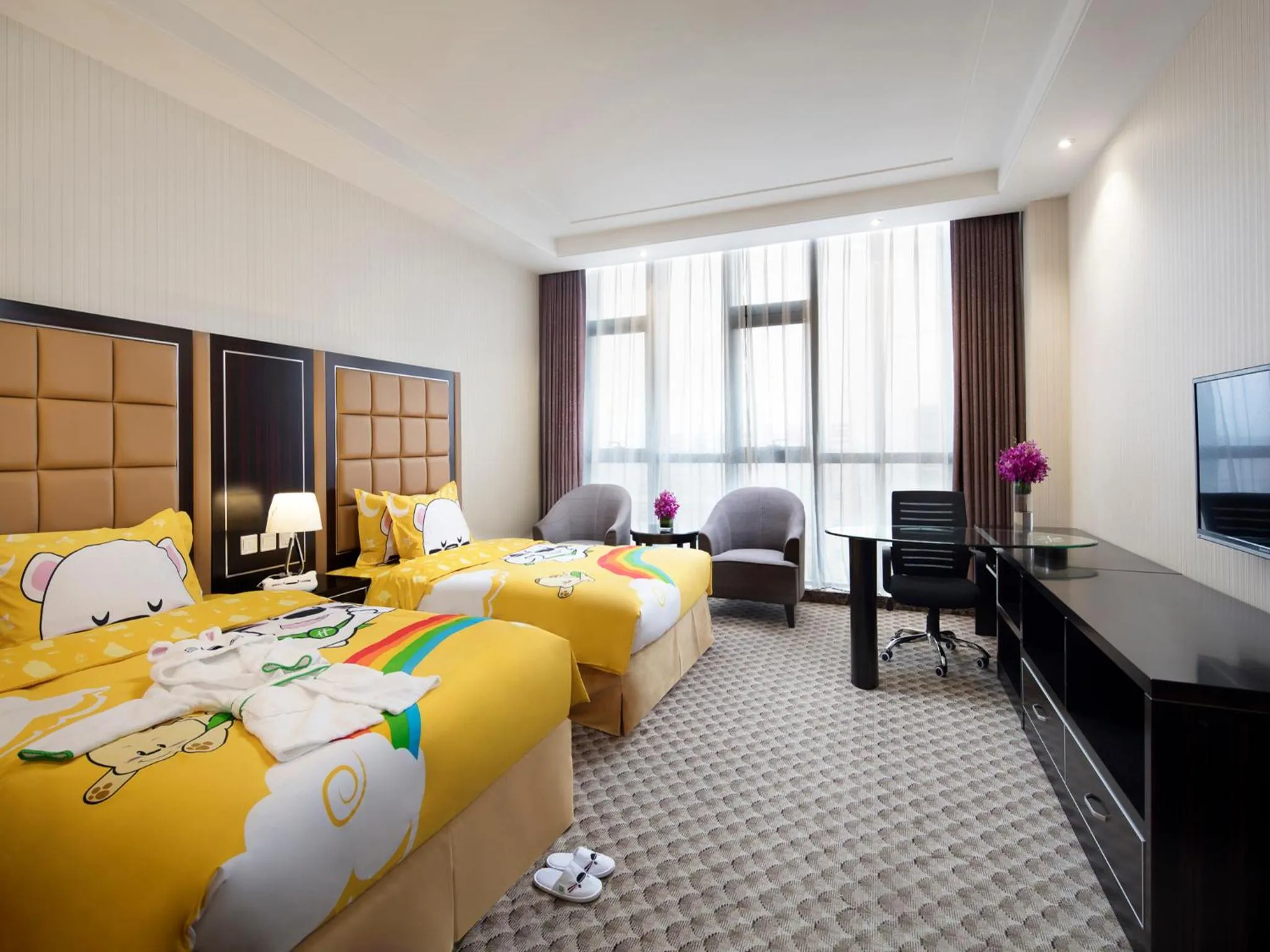 Family, Bed in Holiday Inn Beijing Airport Zone by IHG