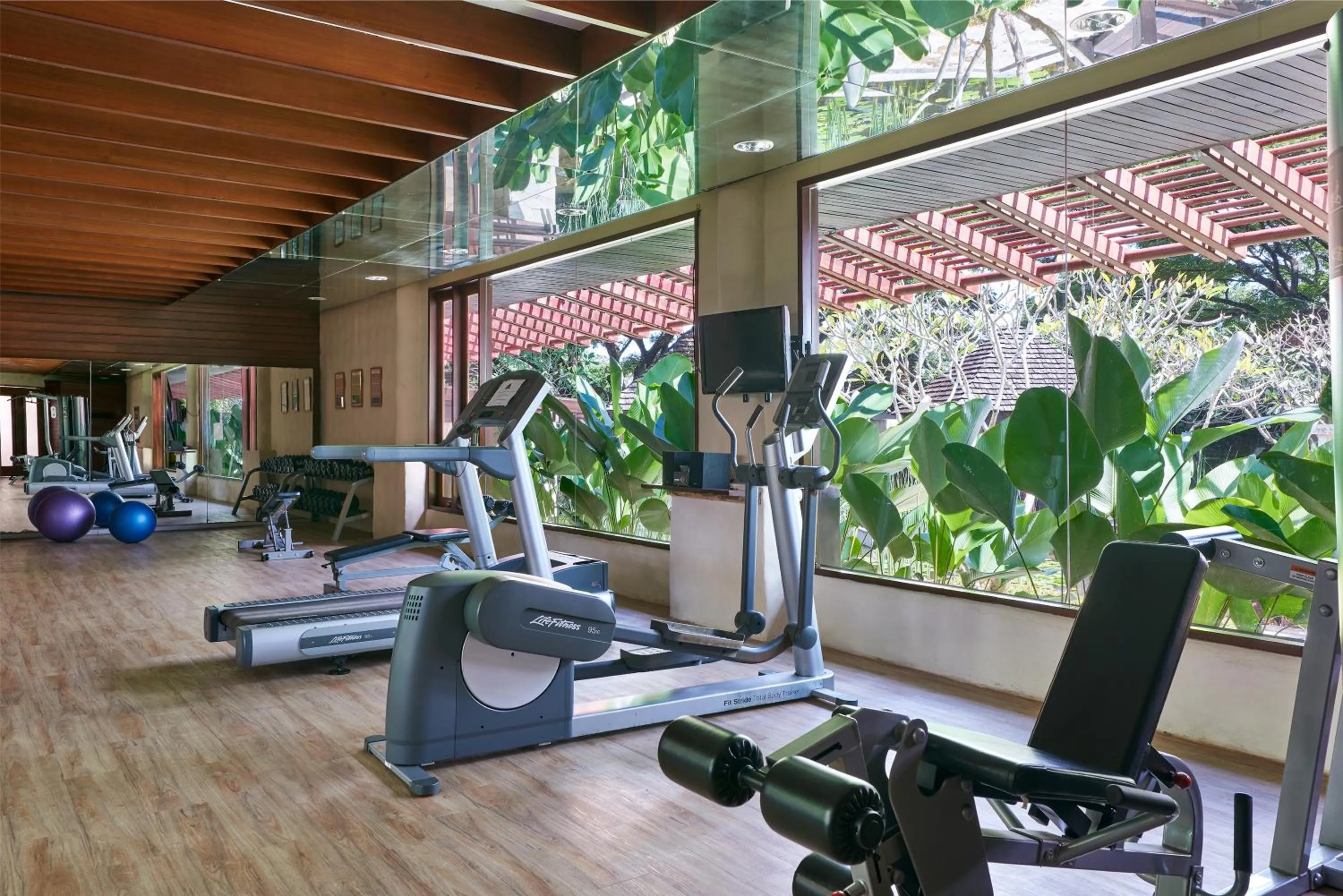 Fitness centre/facilities in atta Lakeside Resort Suite - SHA Plus Certified