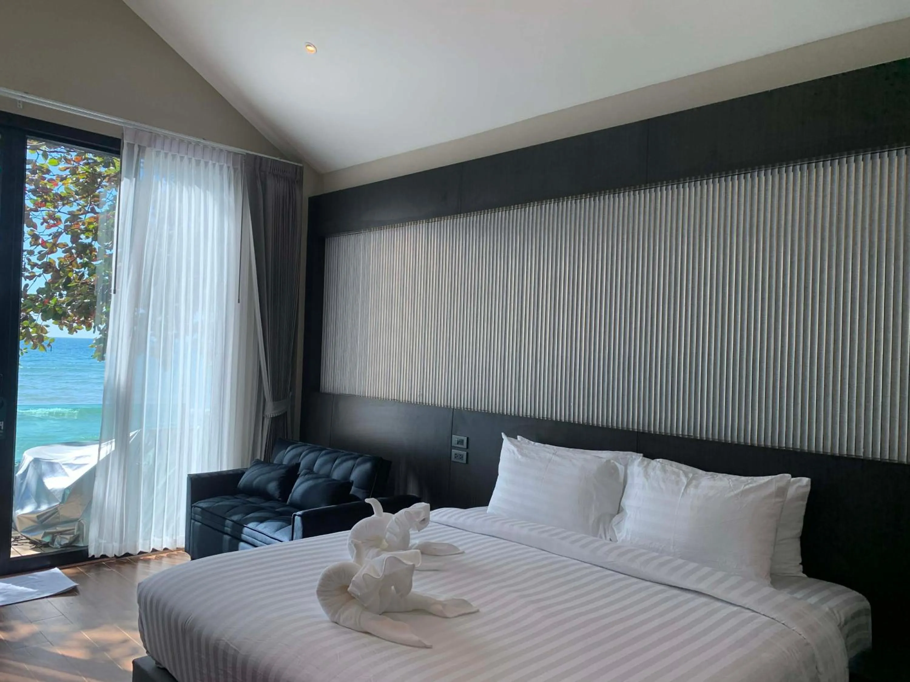 Bed in Sangtawan Resort