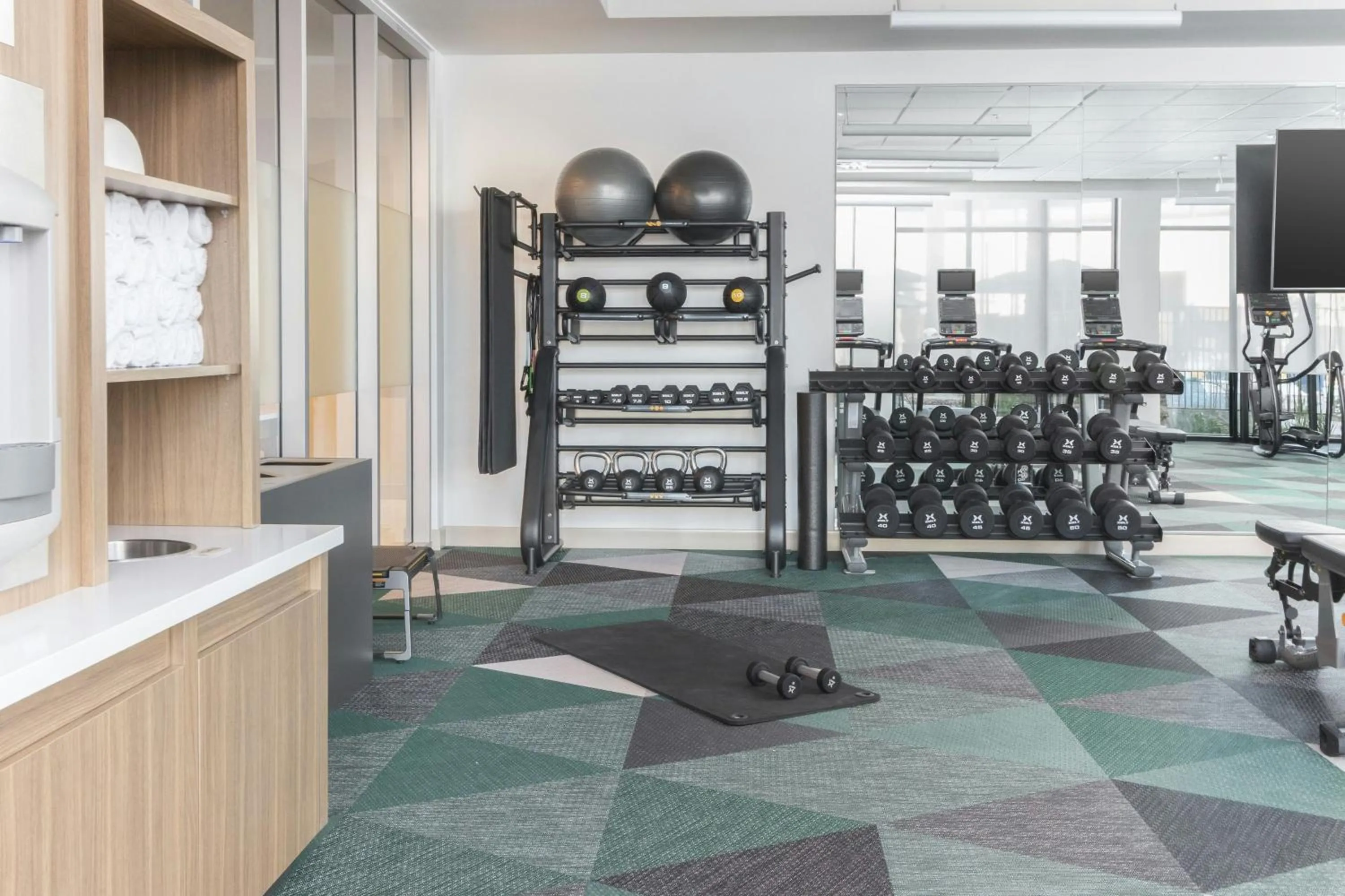 Fitness centre/facilities in Element Las Vegas Airport