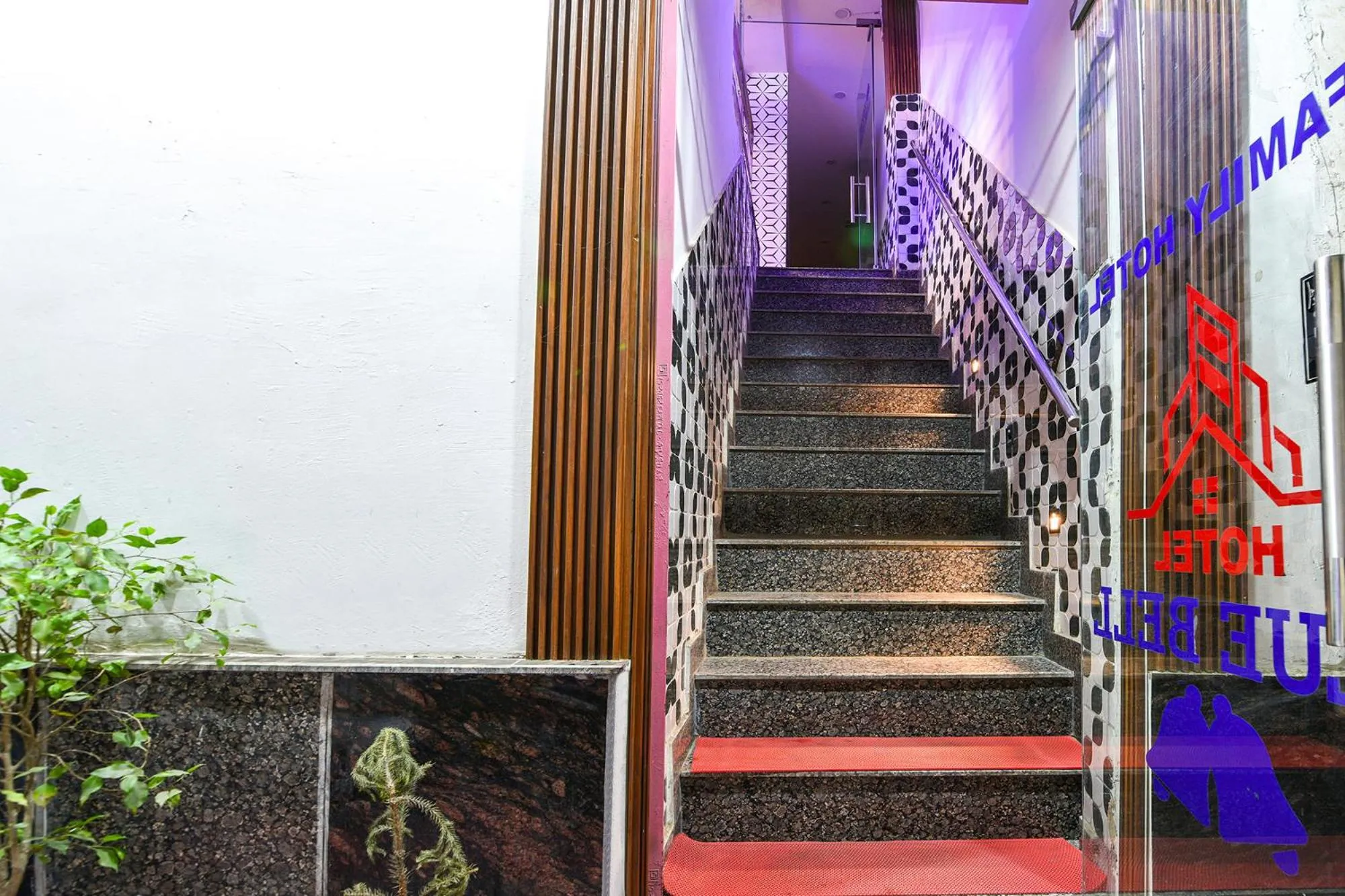 Lobby or reception in Via Blue Bell