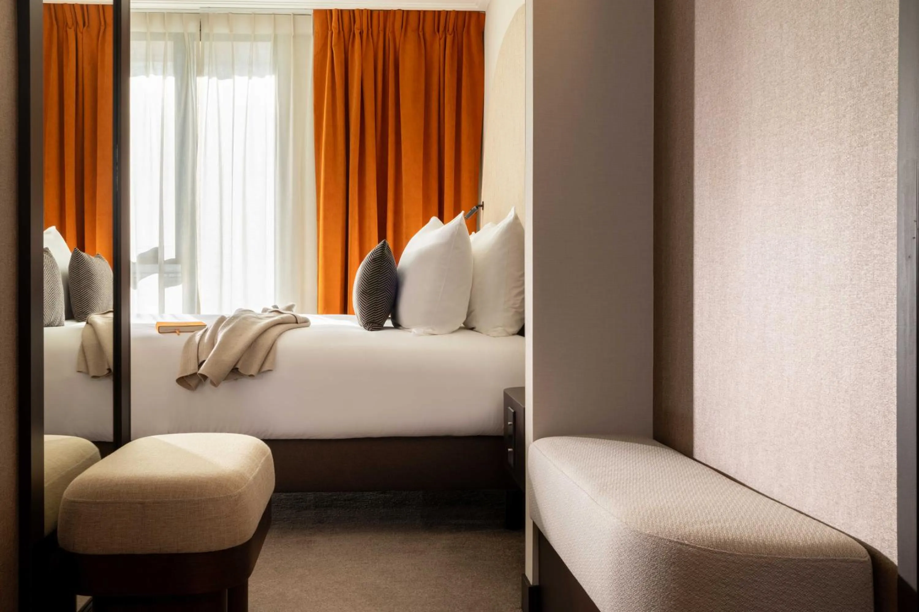 Bedroom, Bed in Belinda Hôtel & Spa