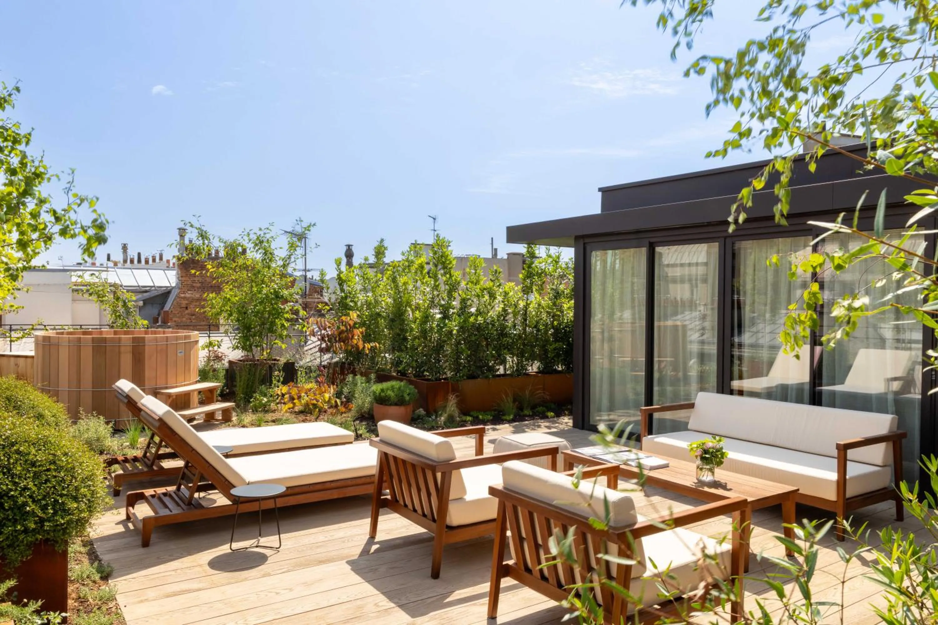 Patio in Belinda Hôtel & Spa