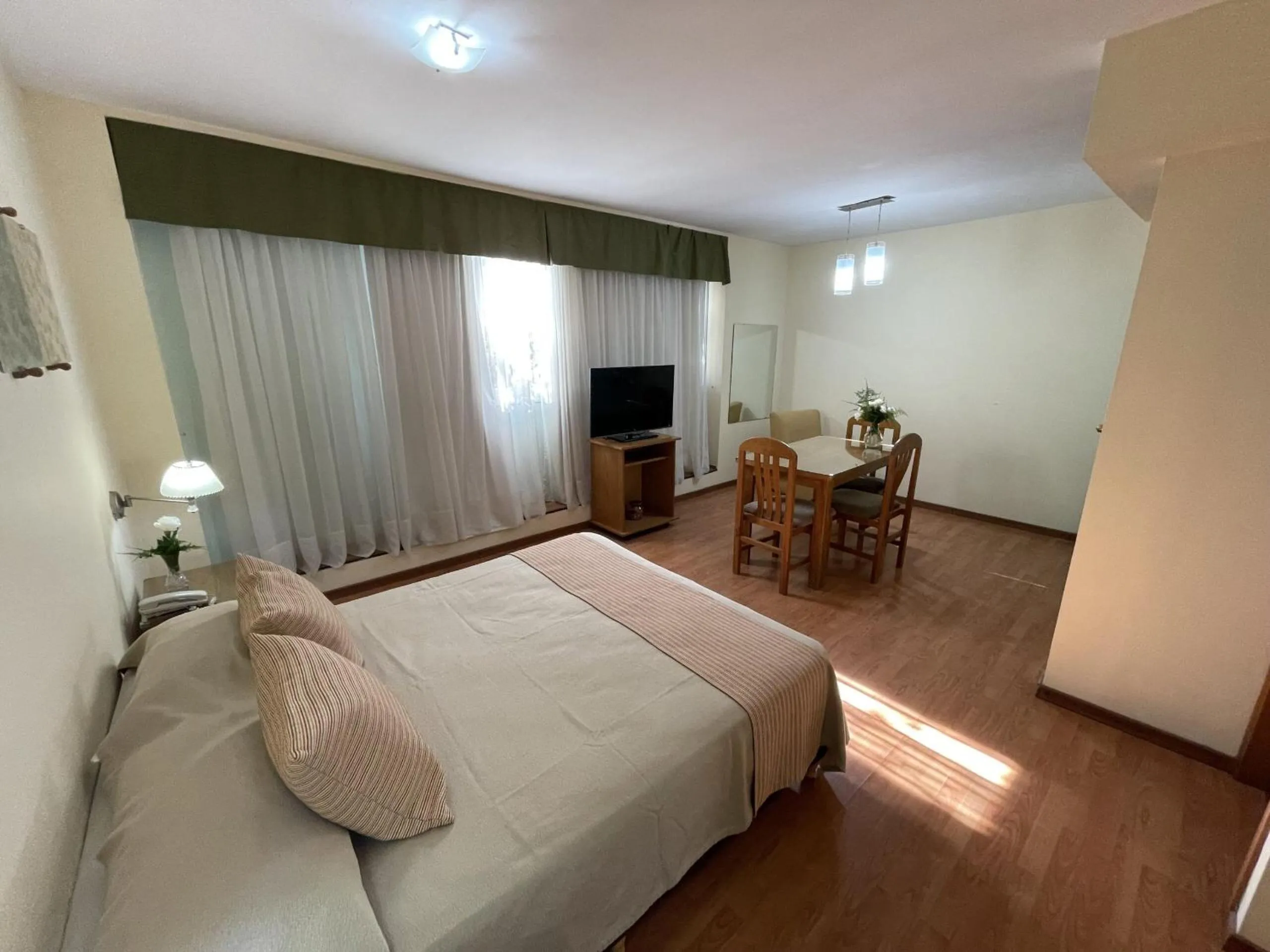 Communal lounge/ TV room, Bed in San lorenzo apart