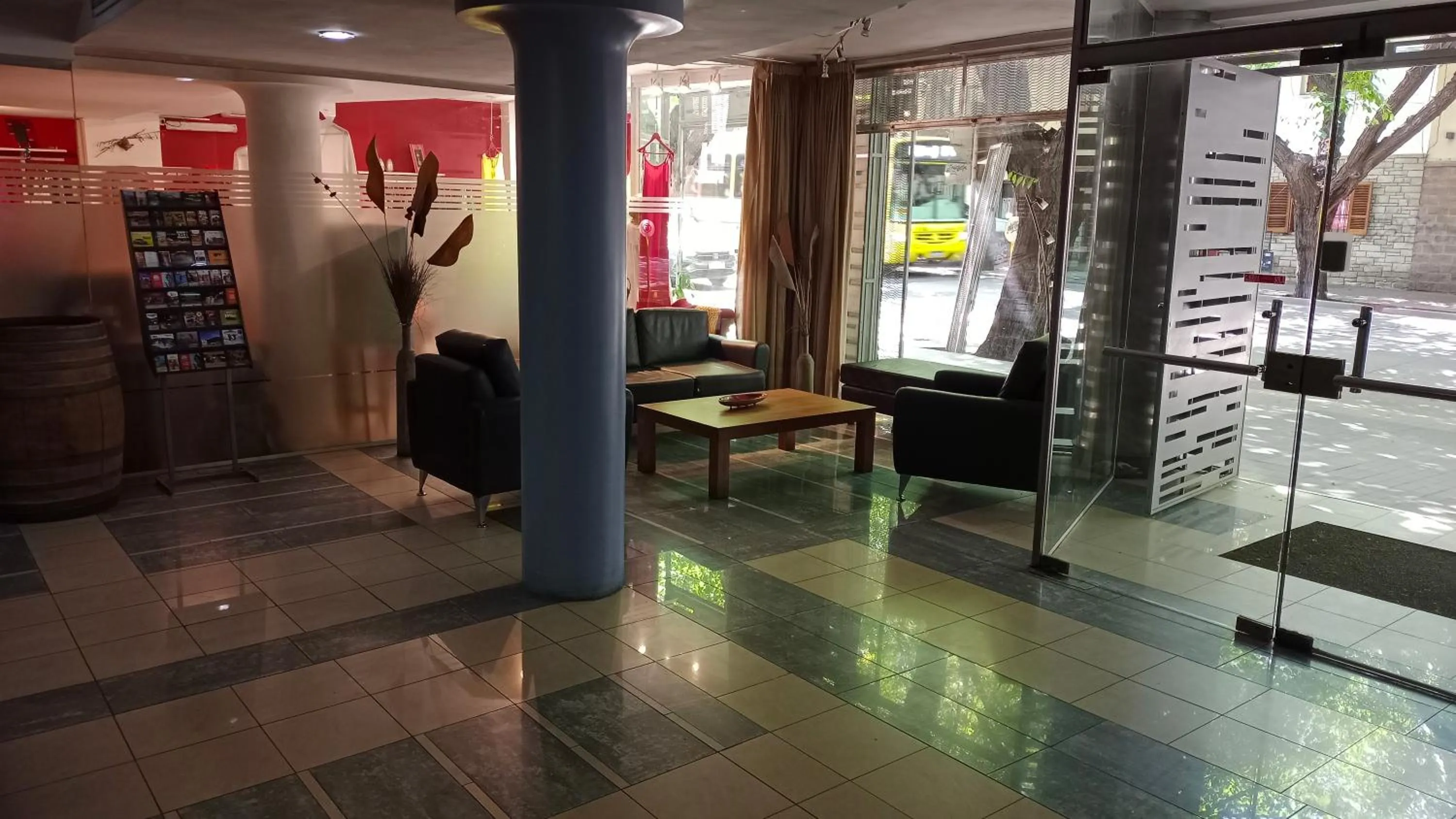 Property building in San lorenzo apart