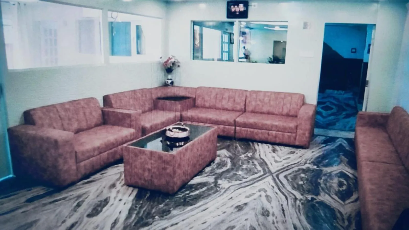 Living room in Hotel KASTURI PALACE & RESTAURANT DARJEELING