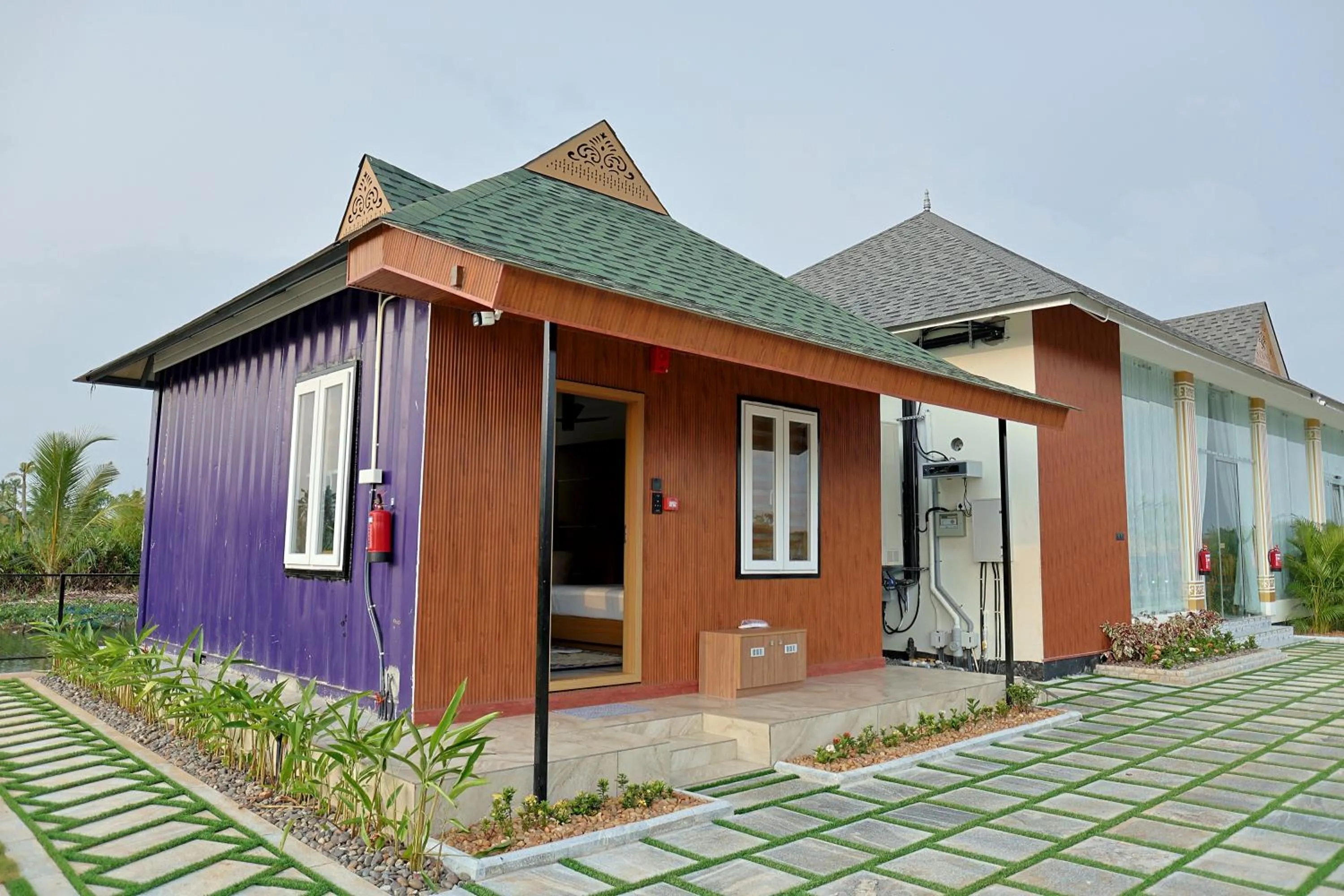 Property building in S Cross Munroe Island Resort
