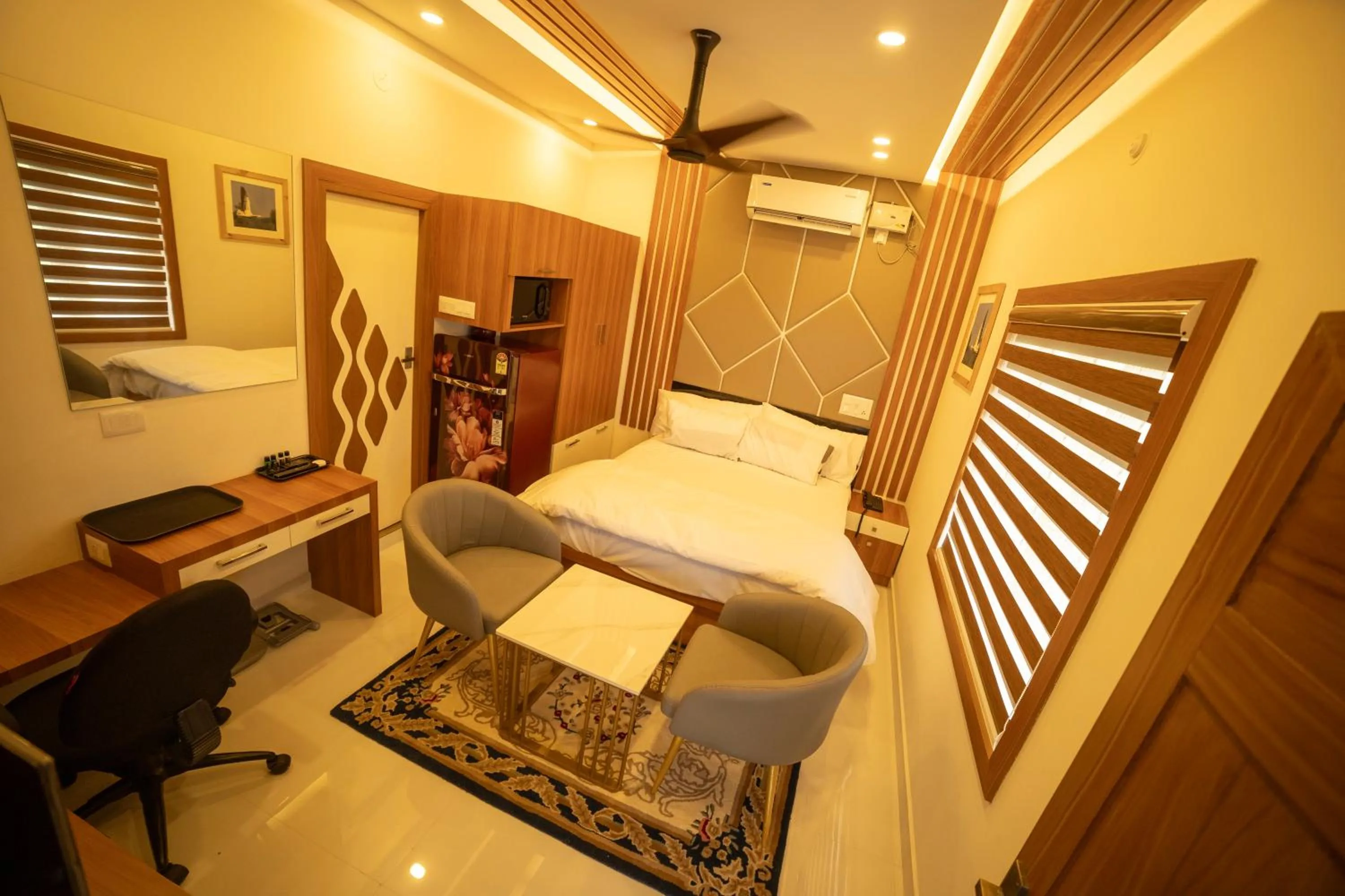 Bed in S Cross Munroe Island Resort