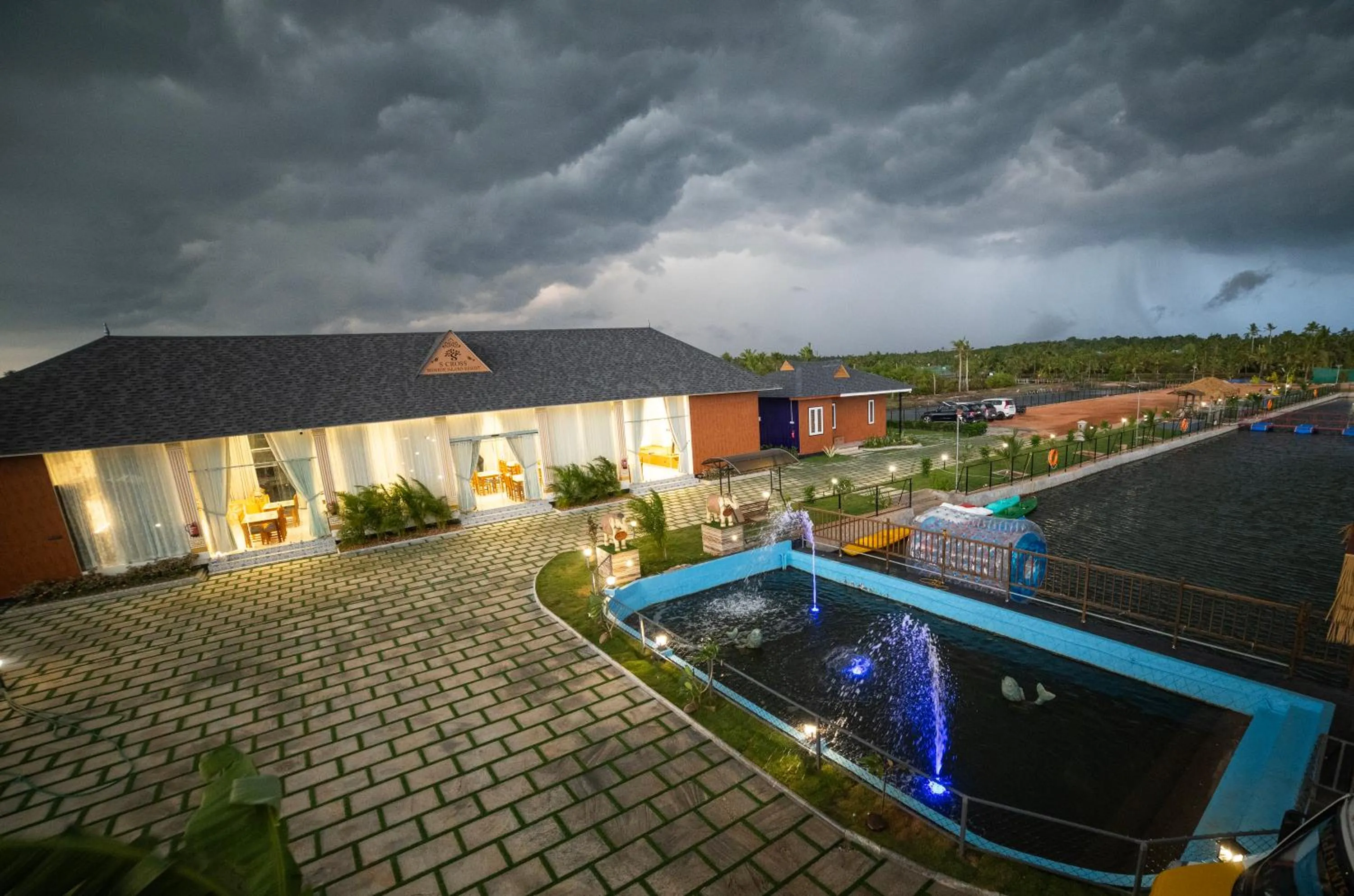 Banquet/Function facilities in S Cross Munroe Island Resort