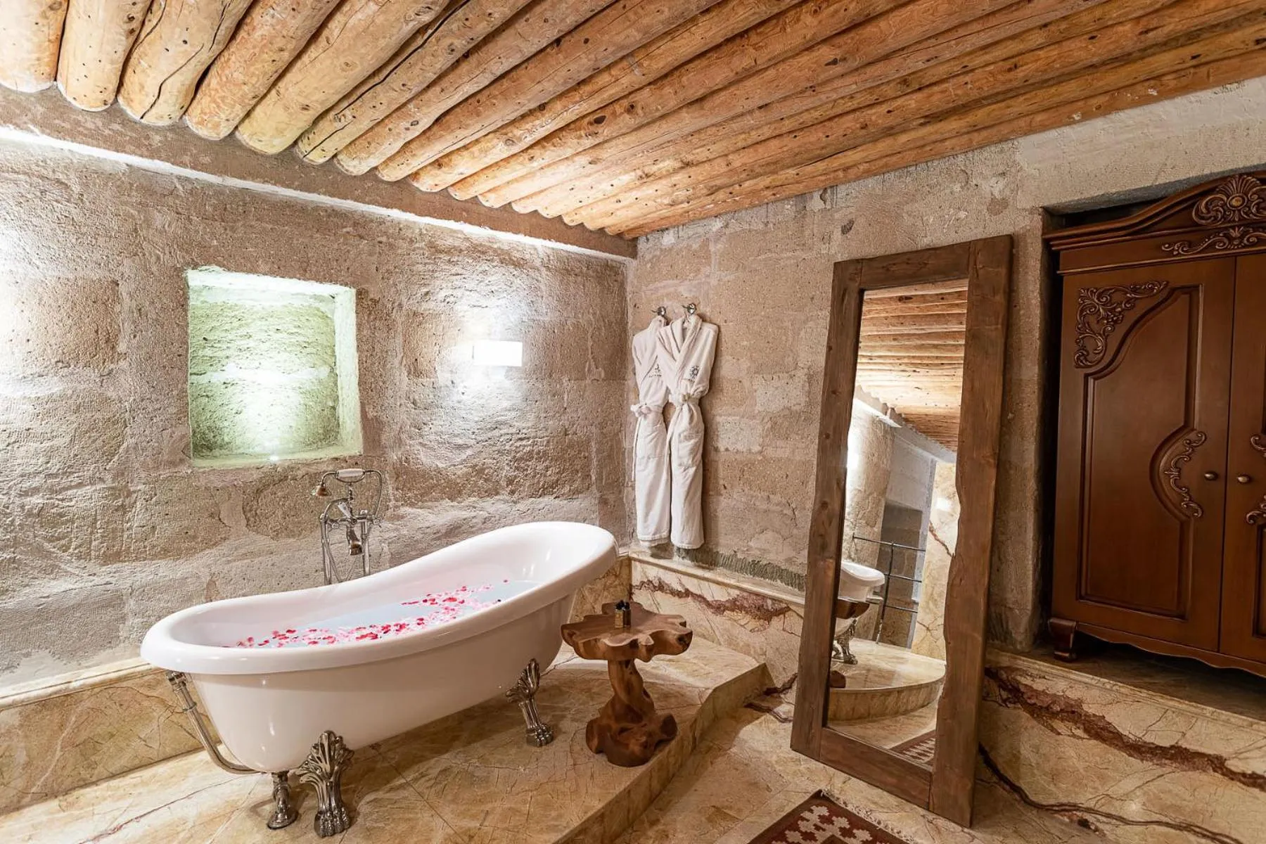 Bath in Exedra Cappadocia