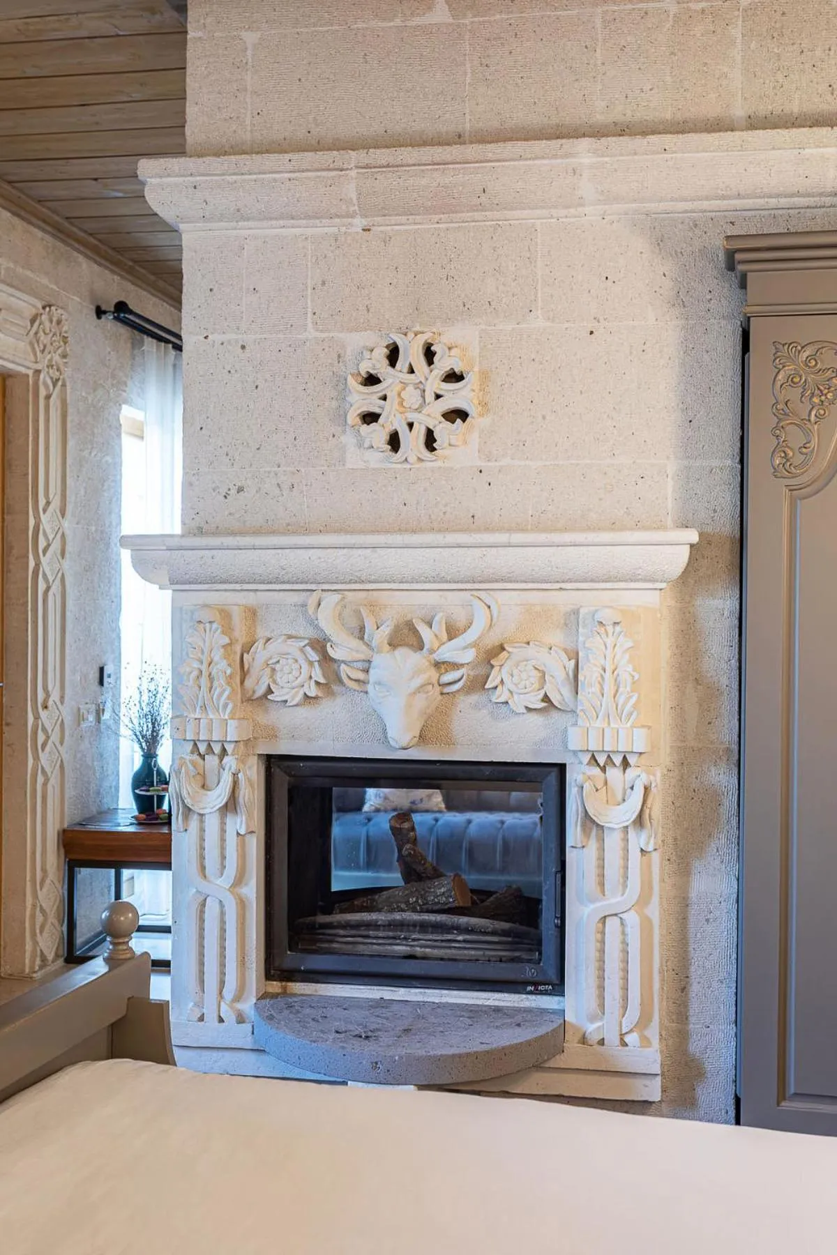 flat iron, Bed in Exedra Cappadocia