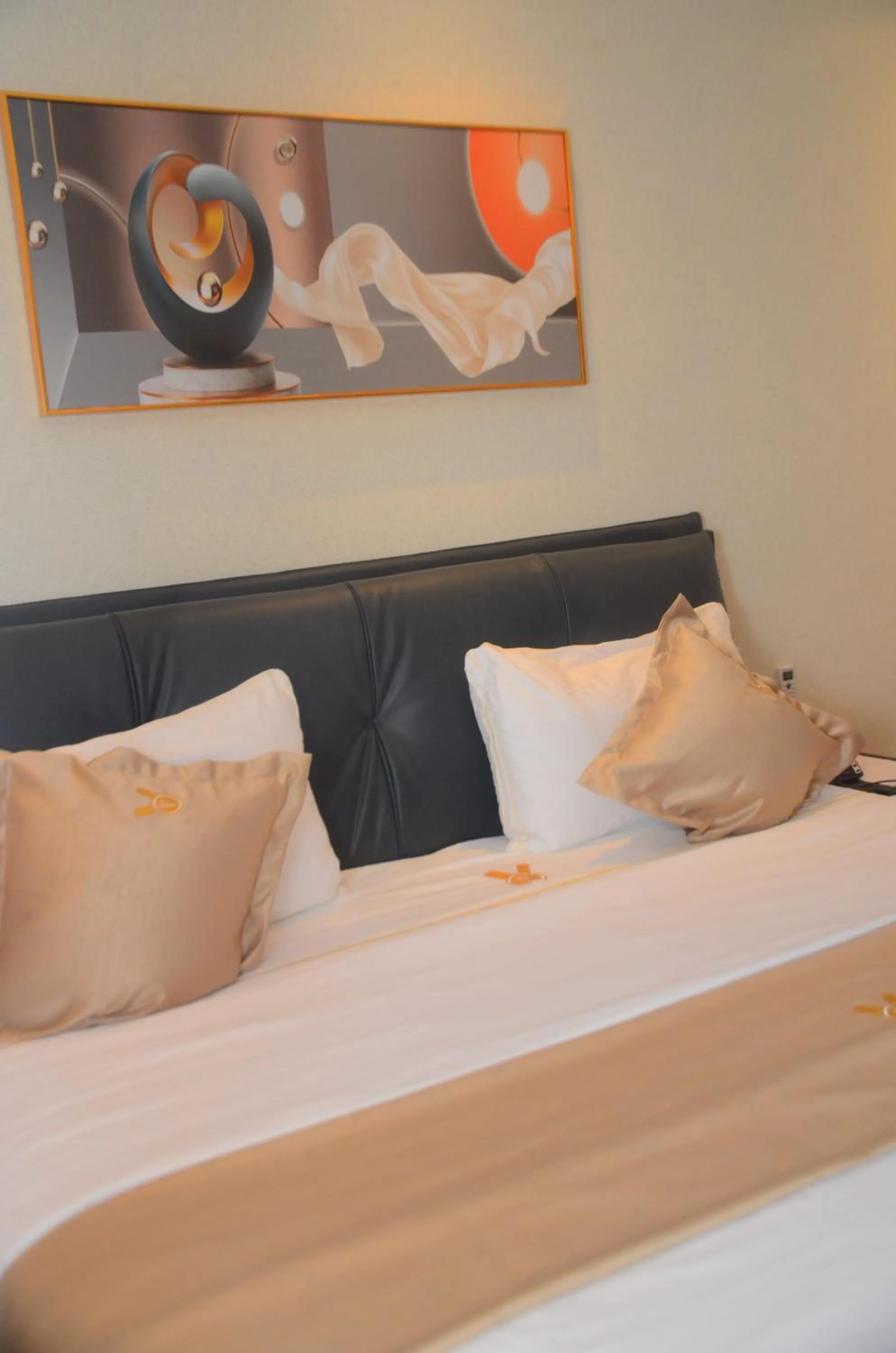 Bed in Victory Villa Apartment hotel