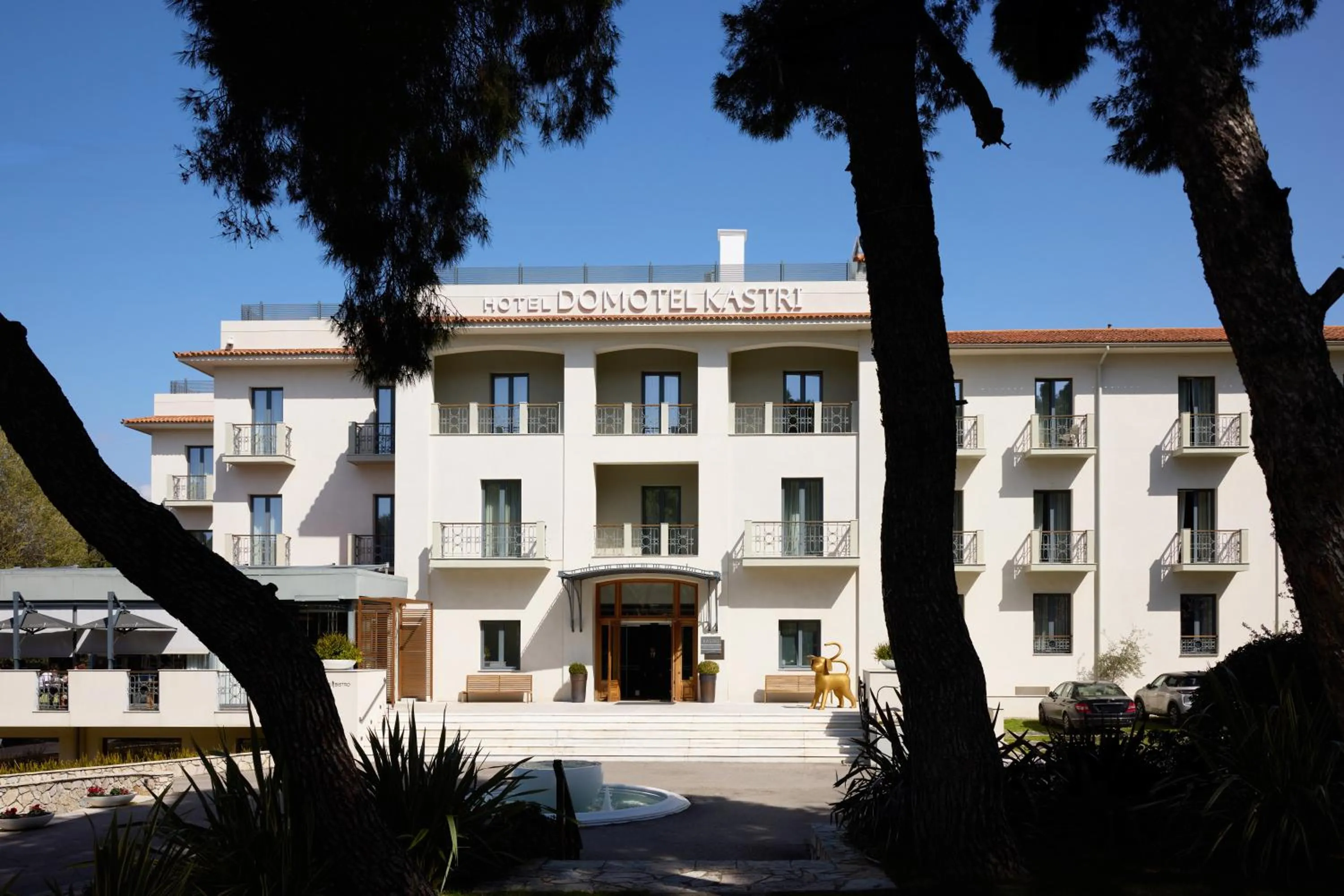 Property building in Domotel Kastri