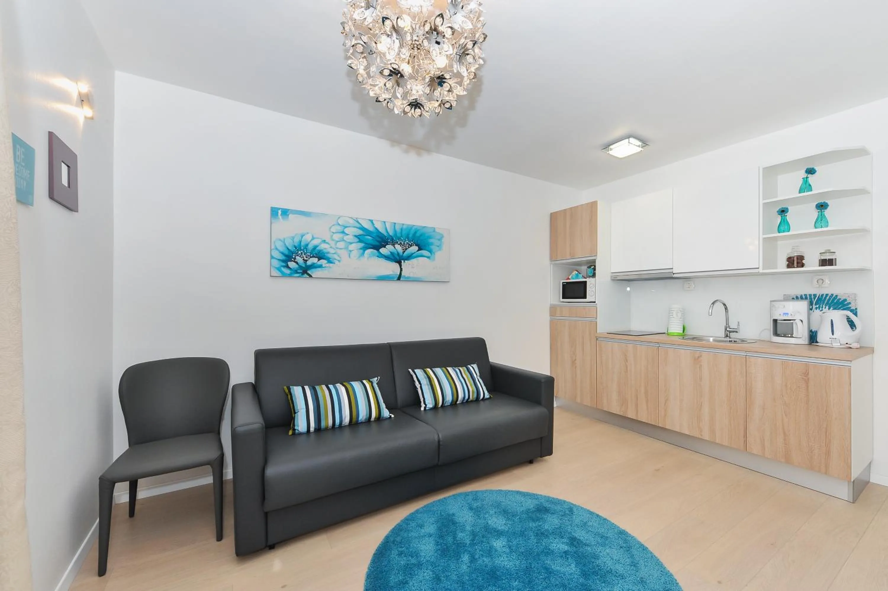 Kitchen or kitchenette in Luka Residence Apartments