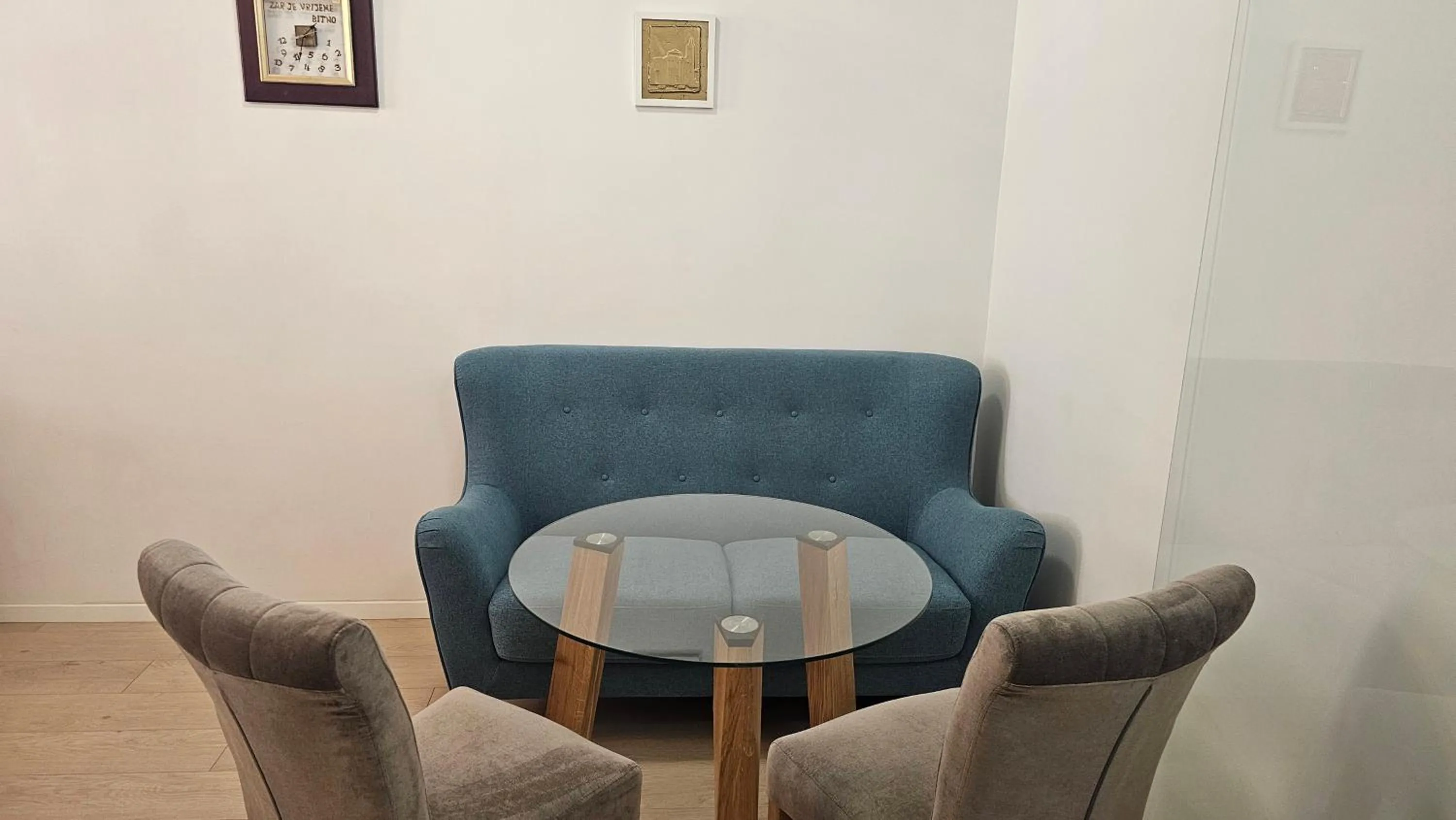 Seating area in Luka Residence Apartments
