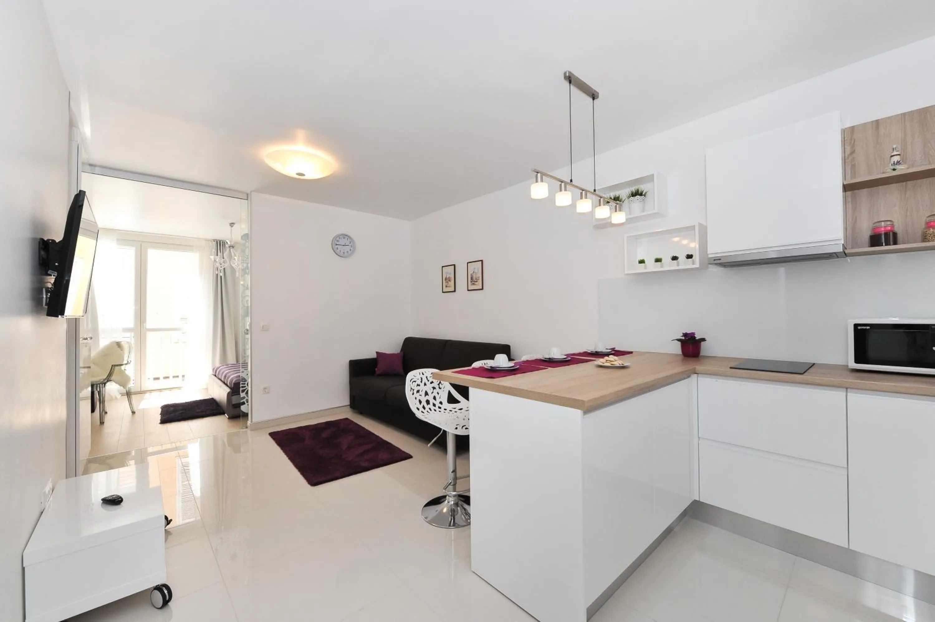 TV and multimedia in Luka Residence Apartments