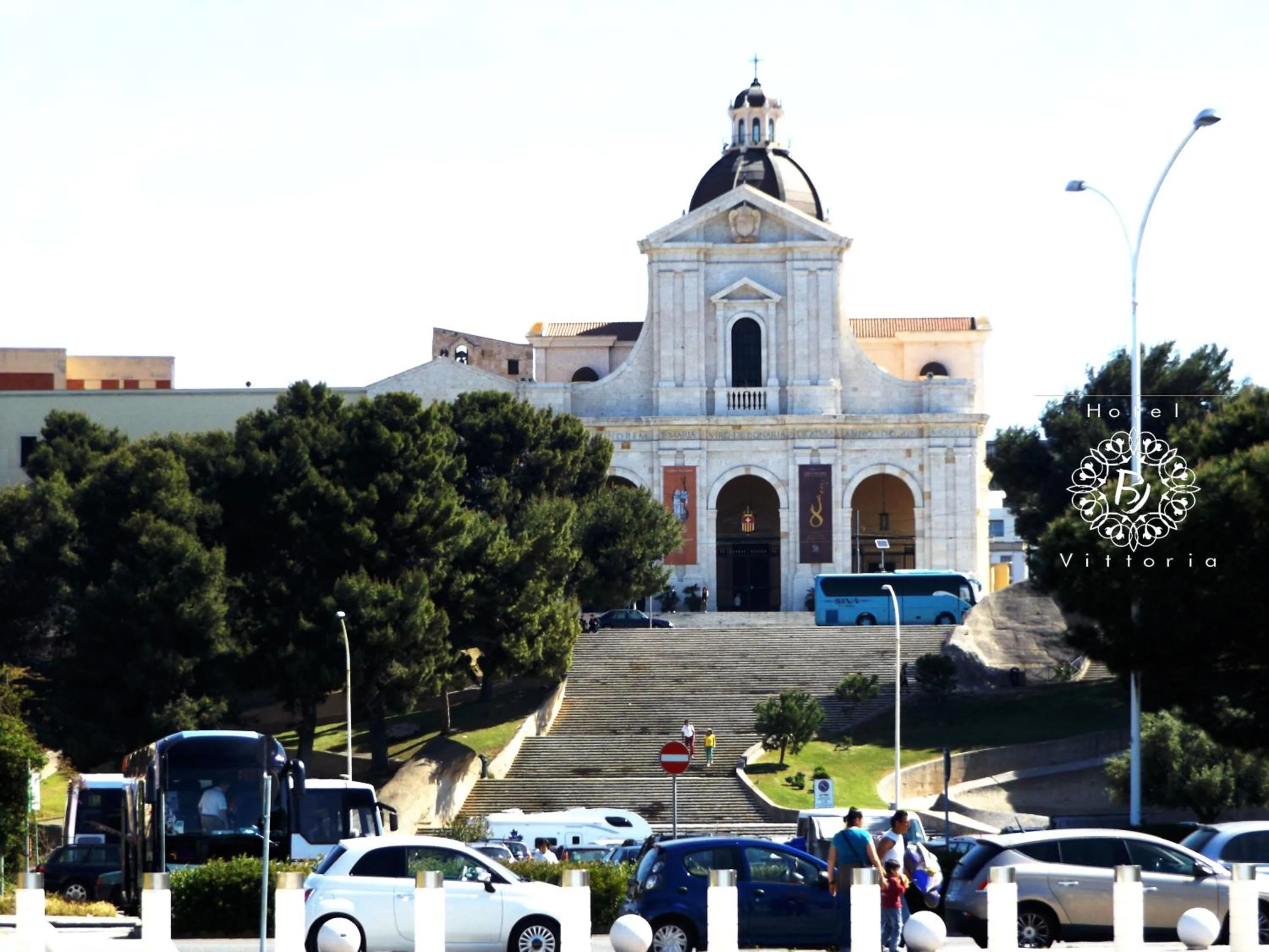Nearby landmark in Hotel AeR BJ Vittoria