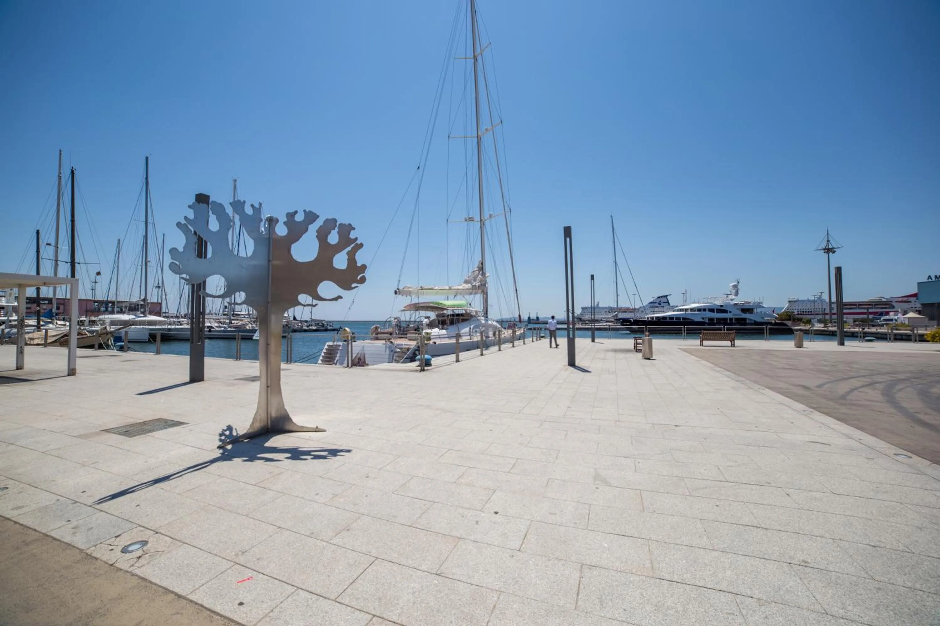 Property building in Hotel AeR BJ Vittoria