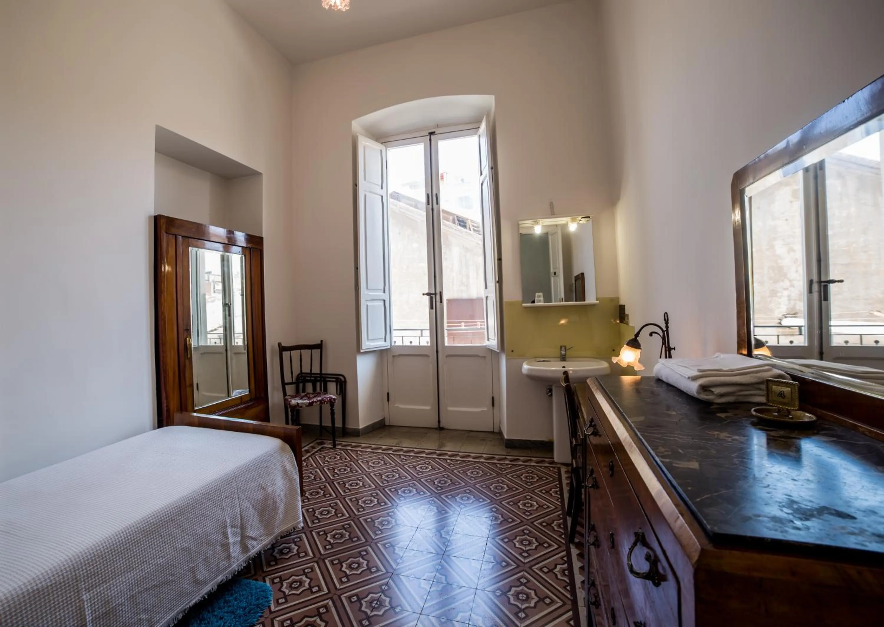 Photo of the whole room, Bed in Hotel AeR BJ Vittoria