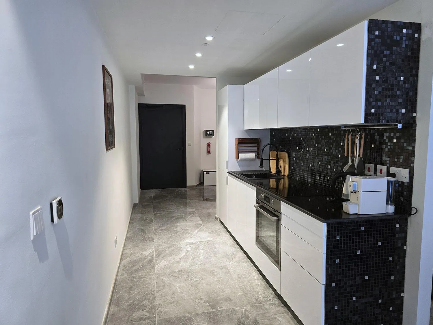 Coffee/tea facilities in Mercury Suites - Skydream Getaways