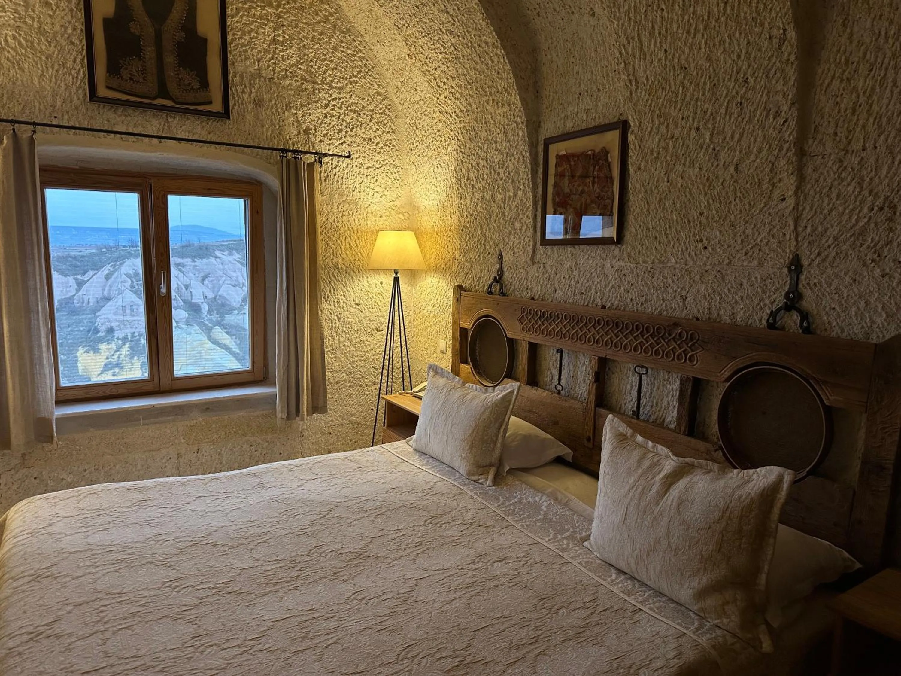 Bed in Kistar Cave Hotel