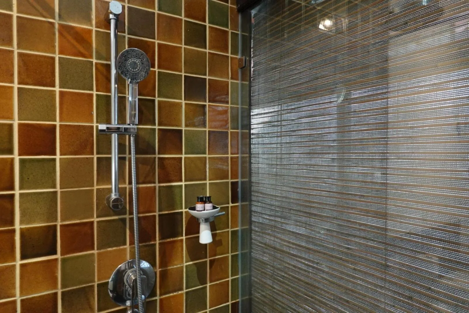 Shower in Baan Saen Fang Chiang Mai