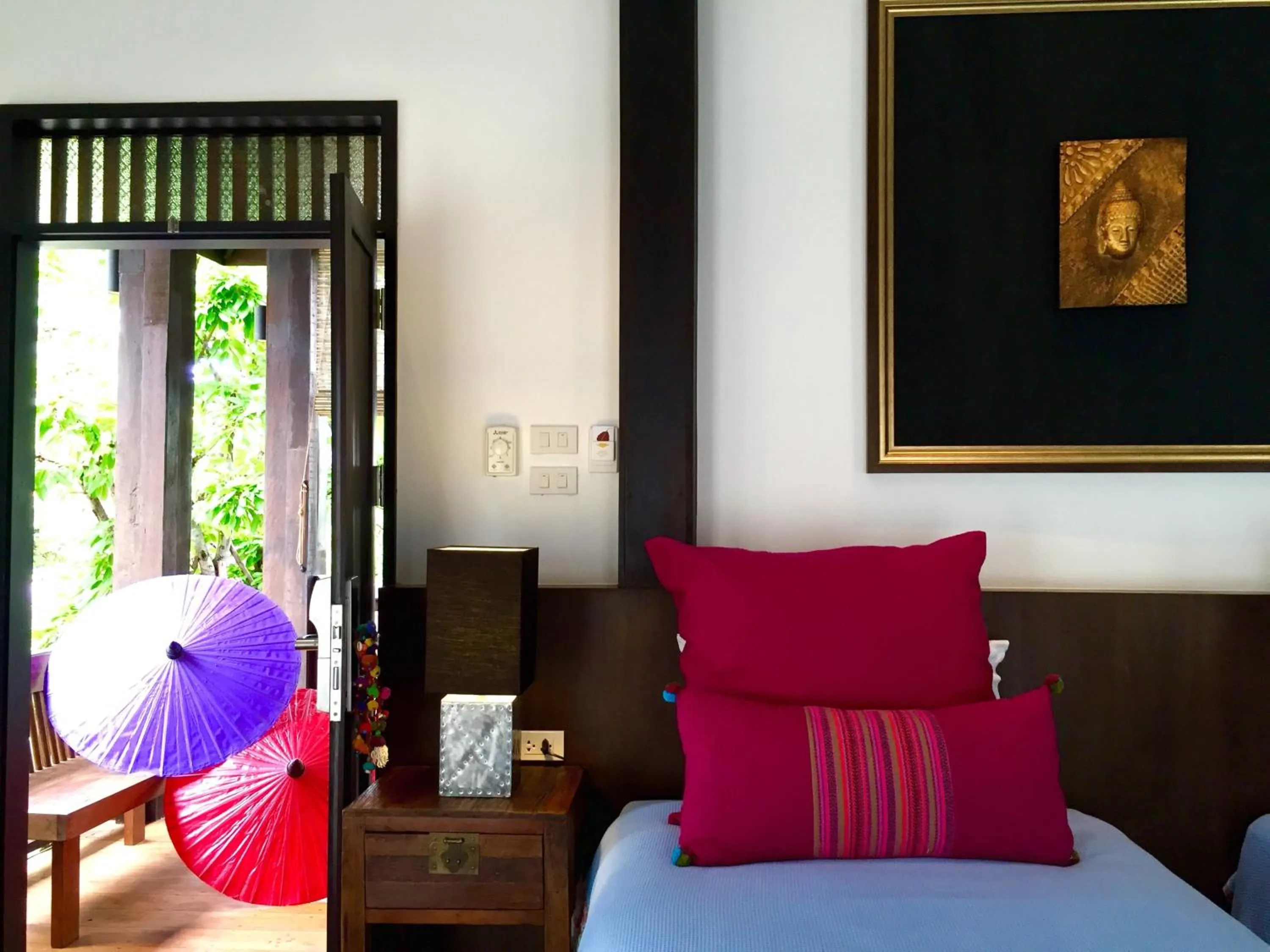 Photo of the whole room, Bed in Baan Saen Fang Chiang Mai