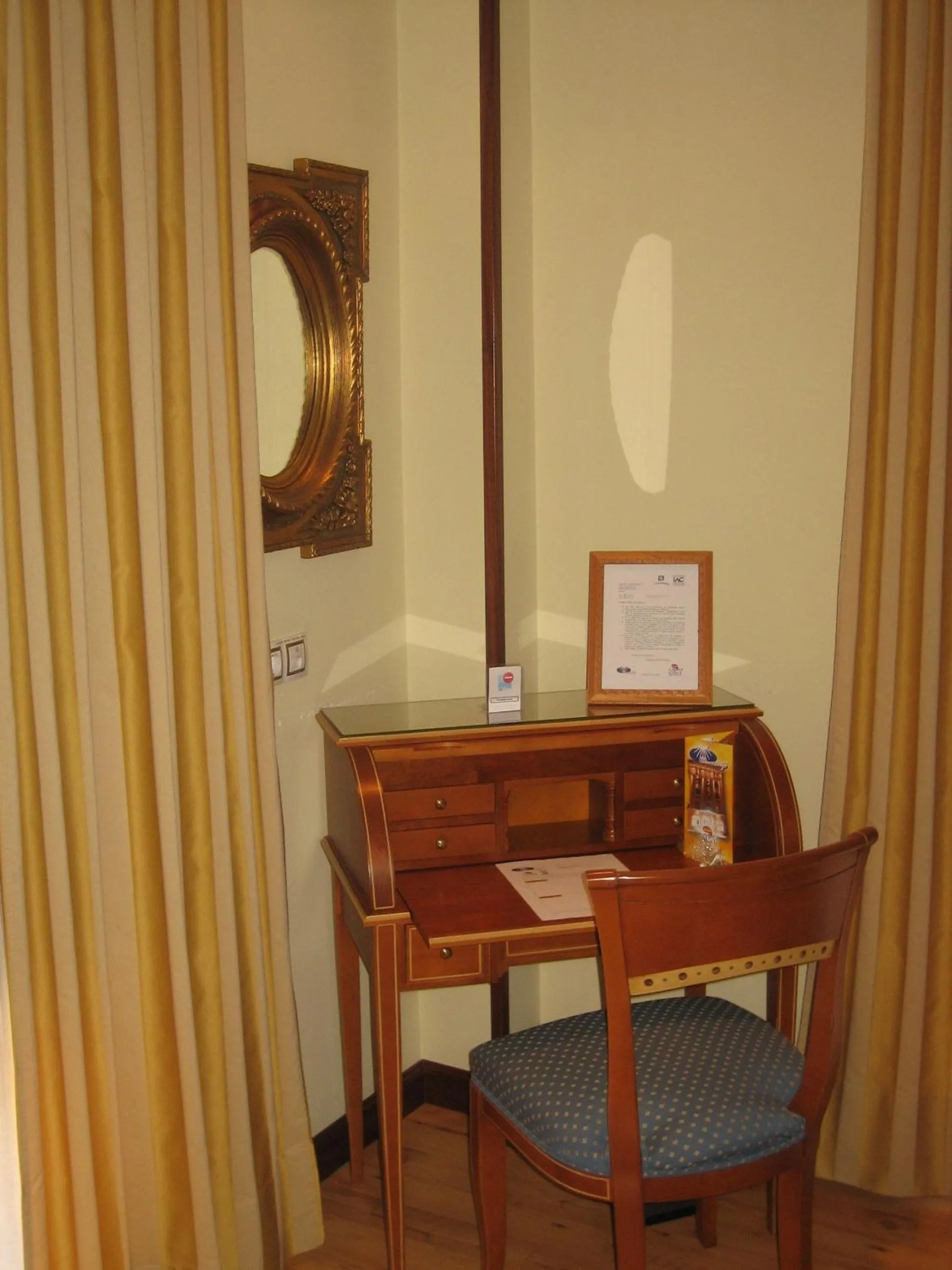 Decorative detail in Hotel Santiago