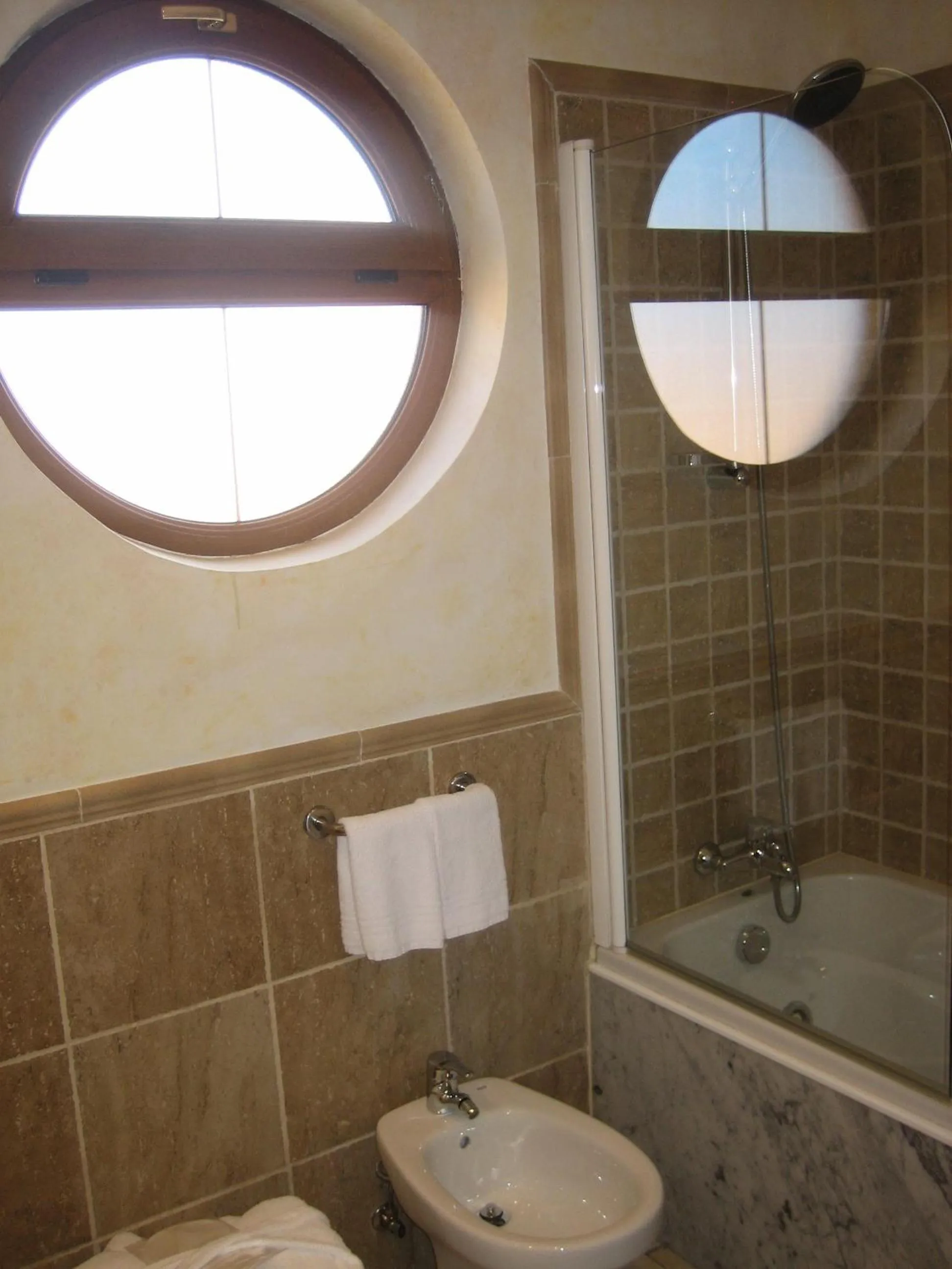 Bathroom in Hotel Santiago