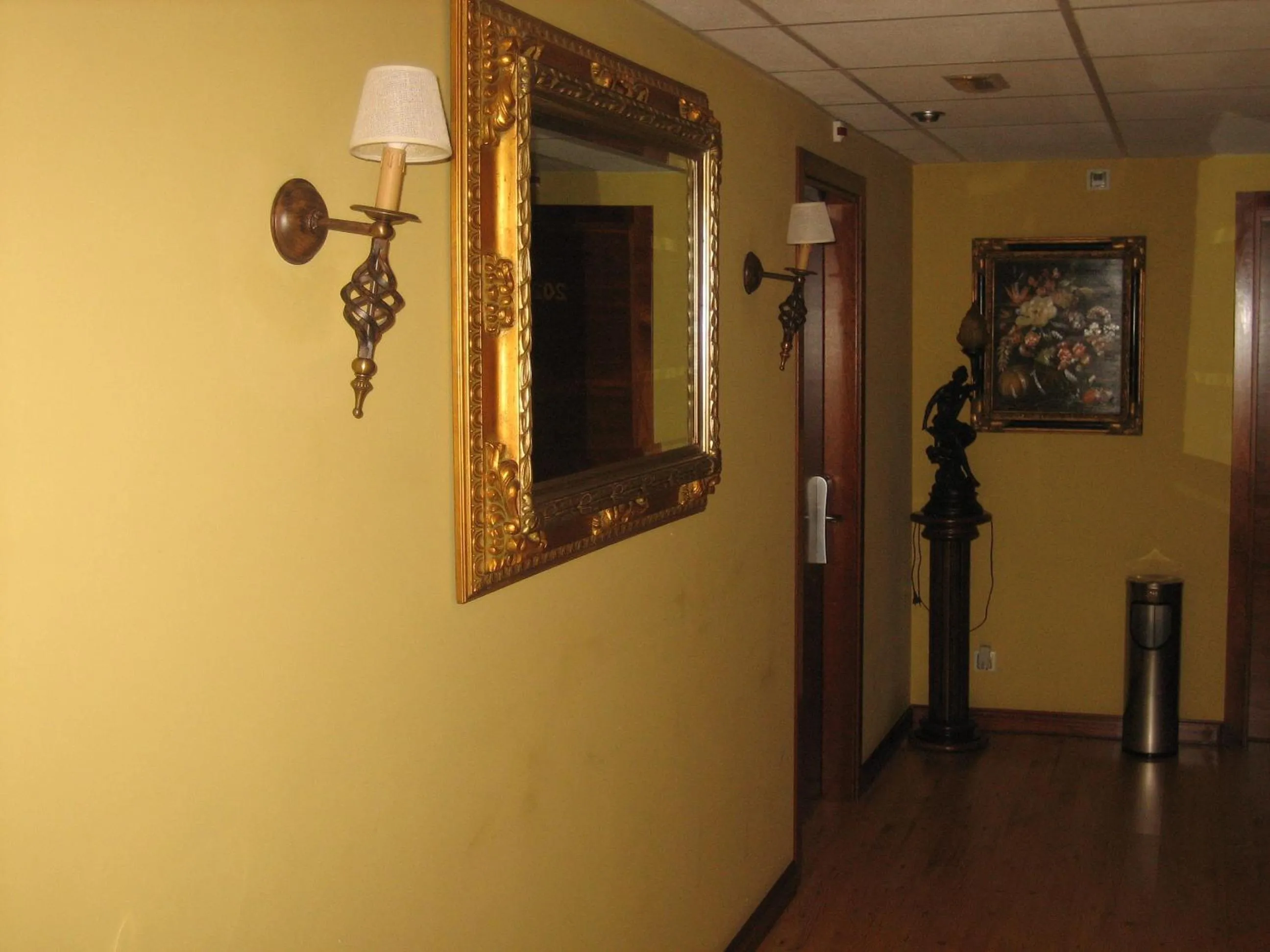 Decorative detail in Hotel Santiago