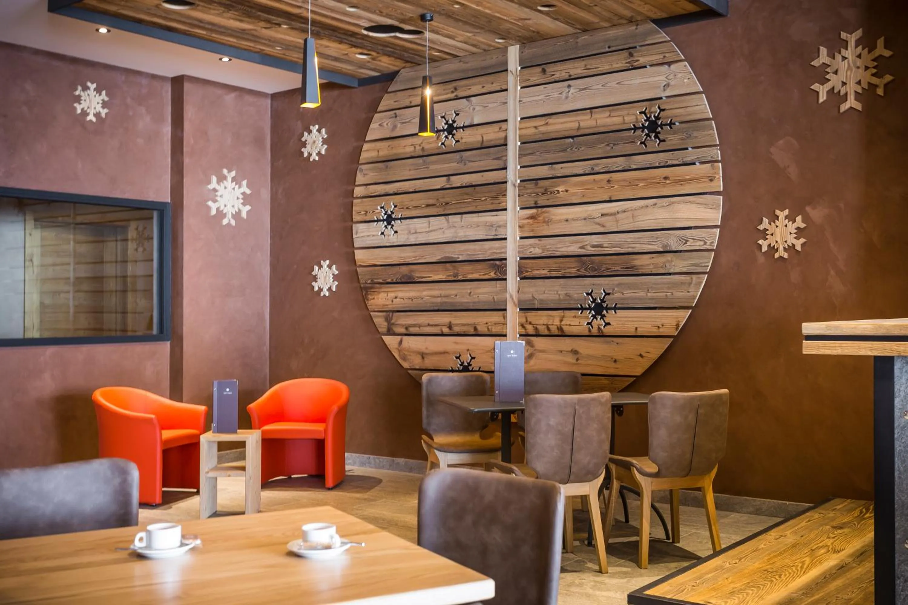 Lounge or bar in Hôtel Saint Charles Val Cenis