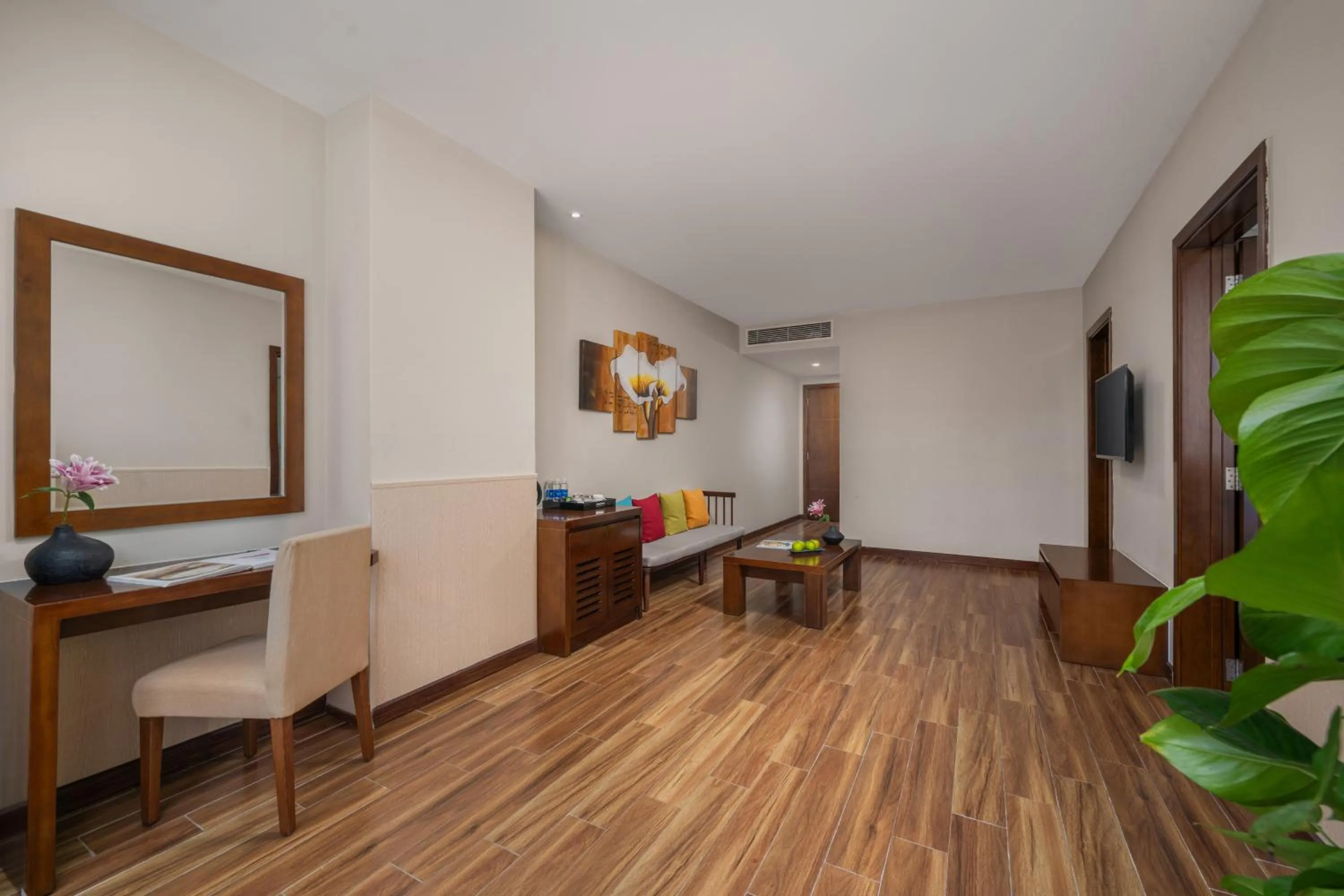 TV and multimedia in Avatar Danang Hotel