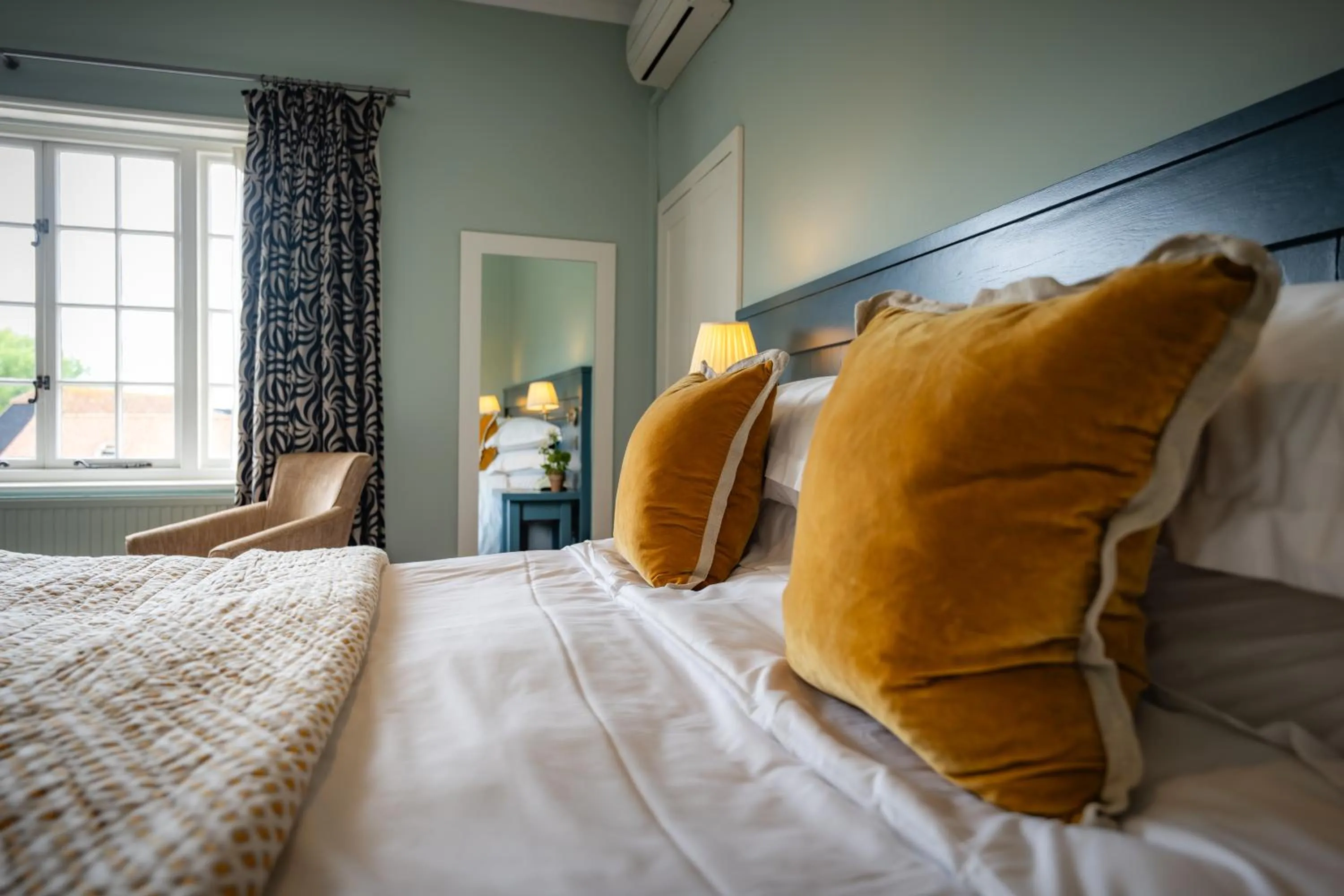 Property building, Bed in Tewinbury Farm Hotel