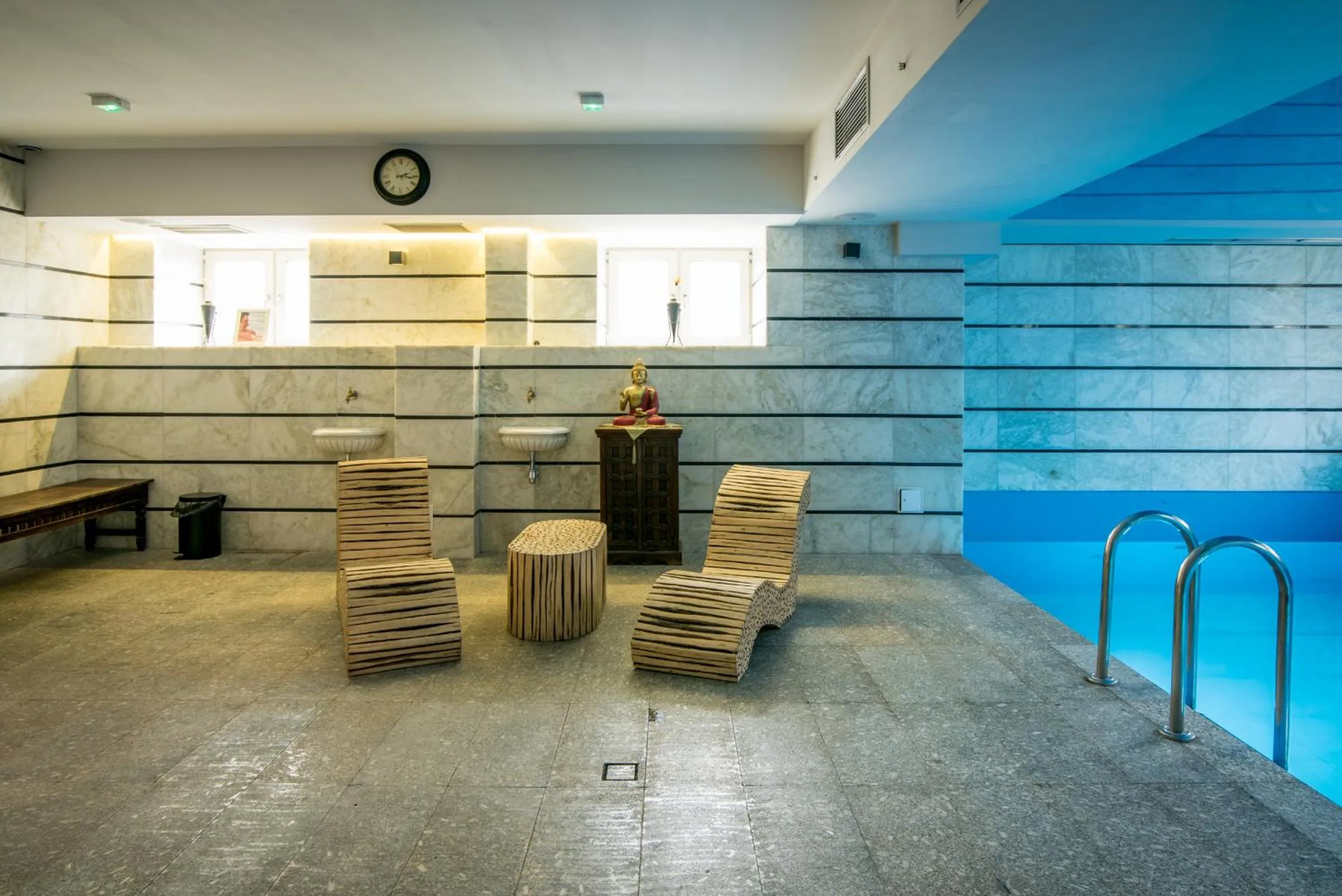 Swimming pool in Orient Palace