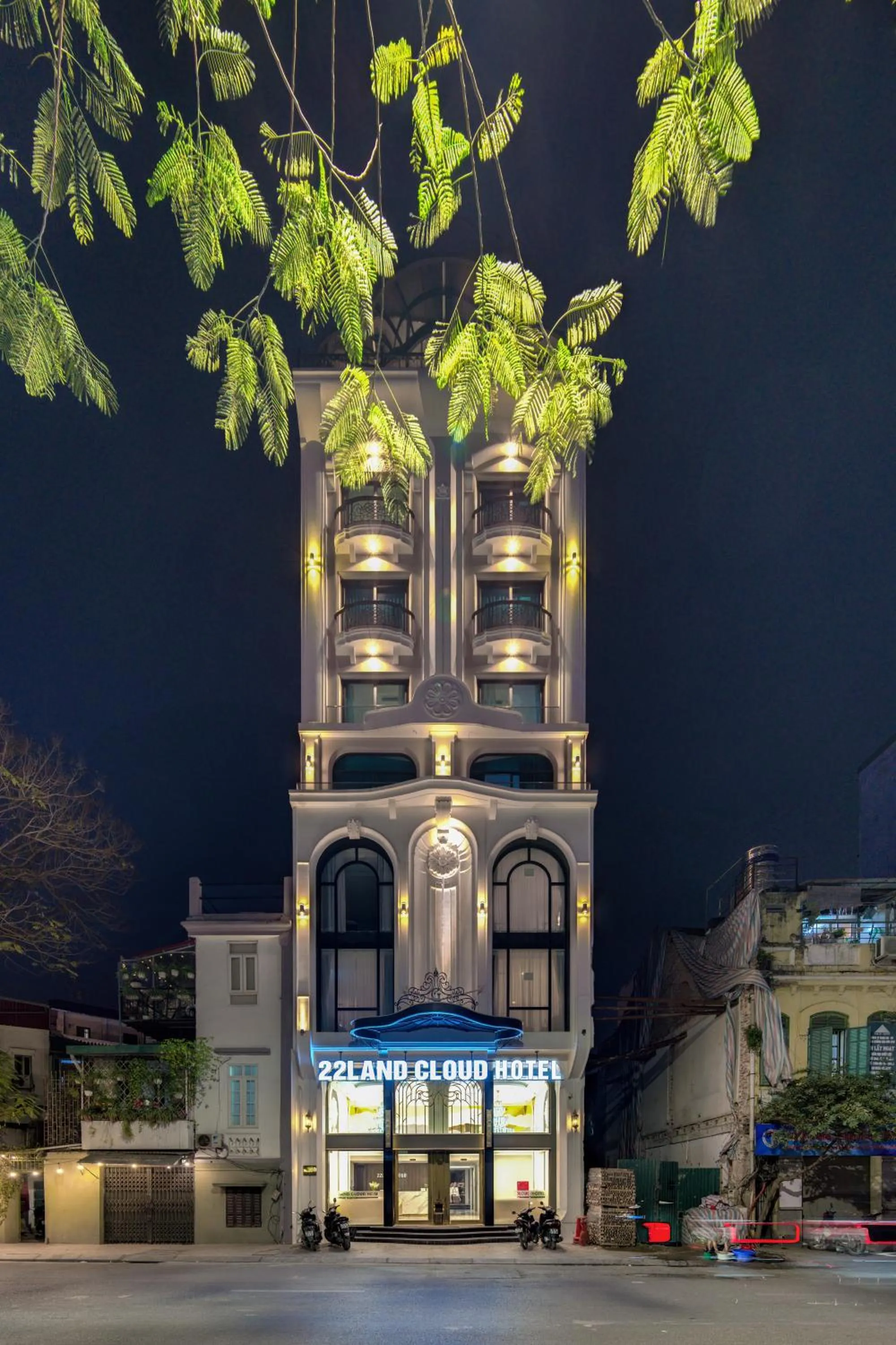 Property building in Cloud 22Land hotel