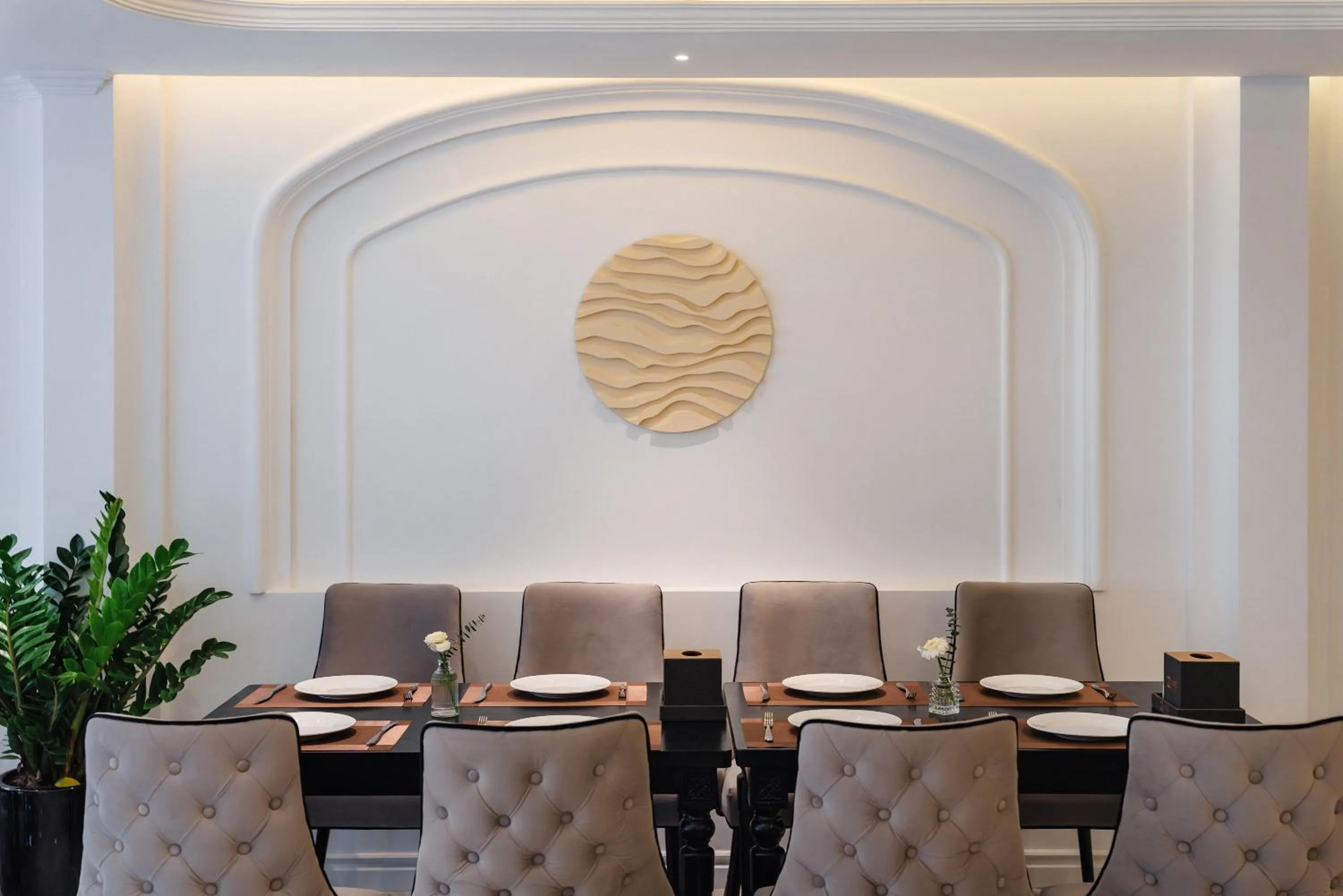 Restaurant/places to eat in Cloud 22Land hotel