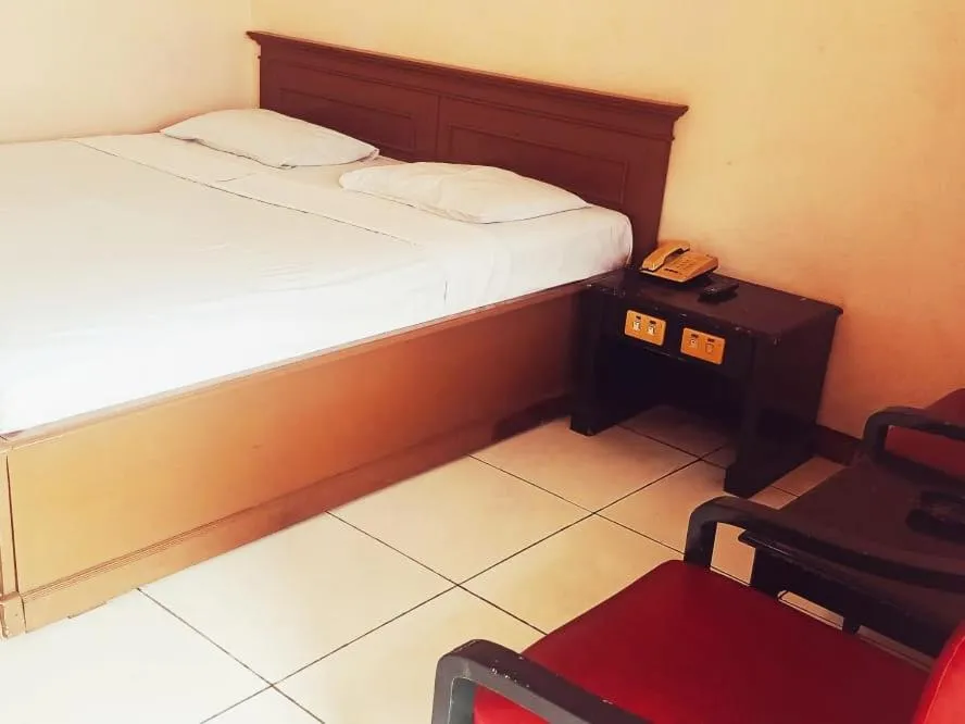 Bed in Hotel Wijaya Purwokerto