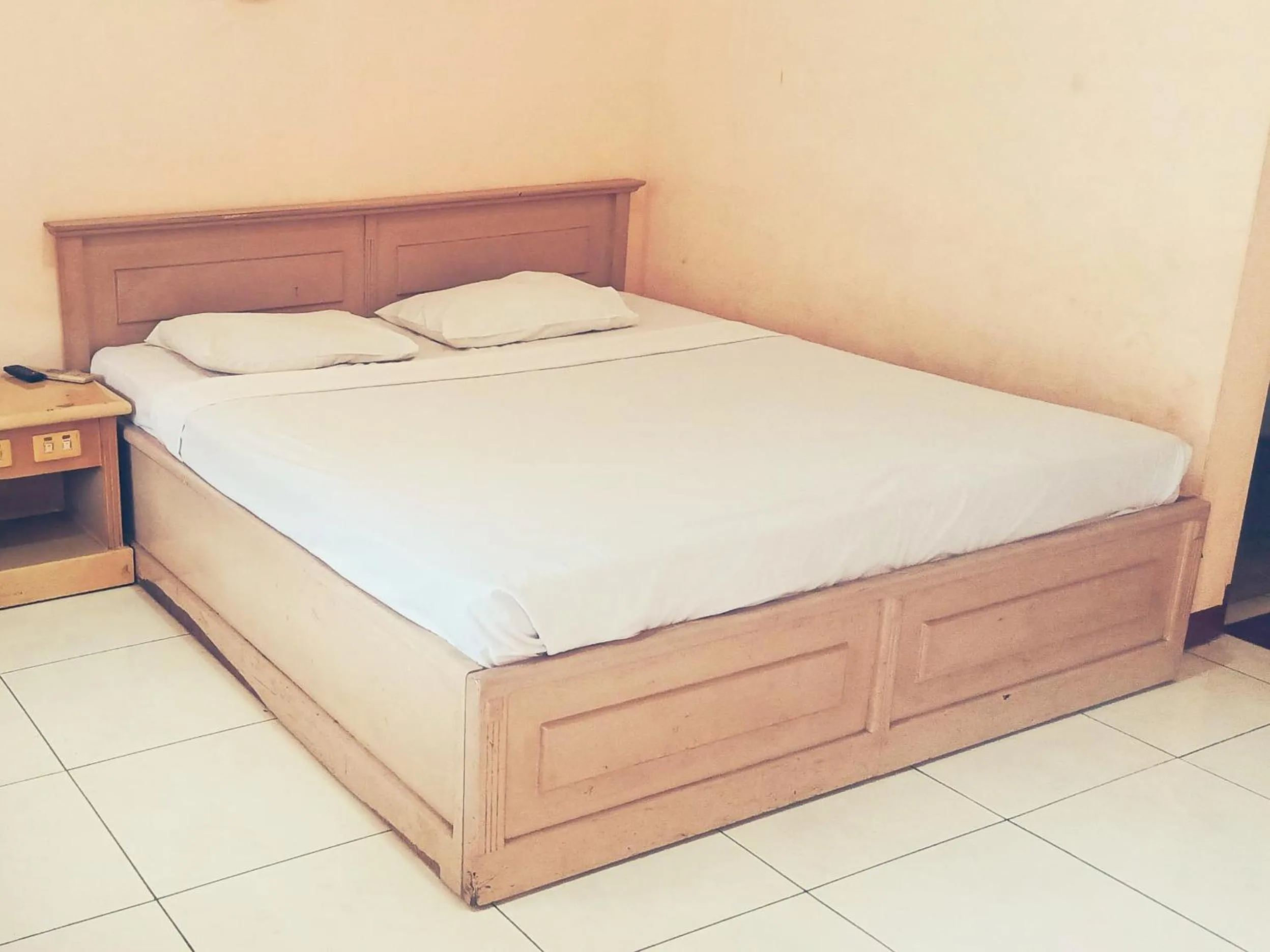 Bed in Hotel Wijaya Purwokerto