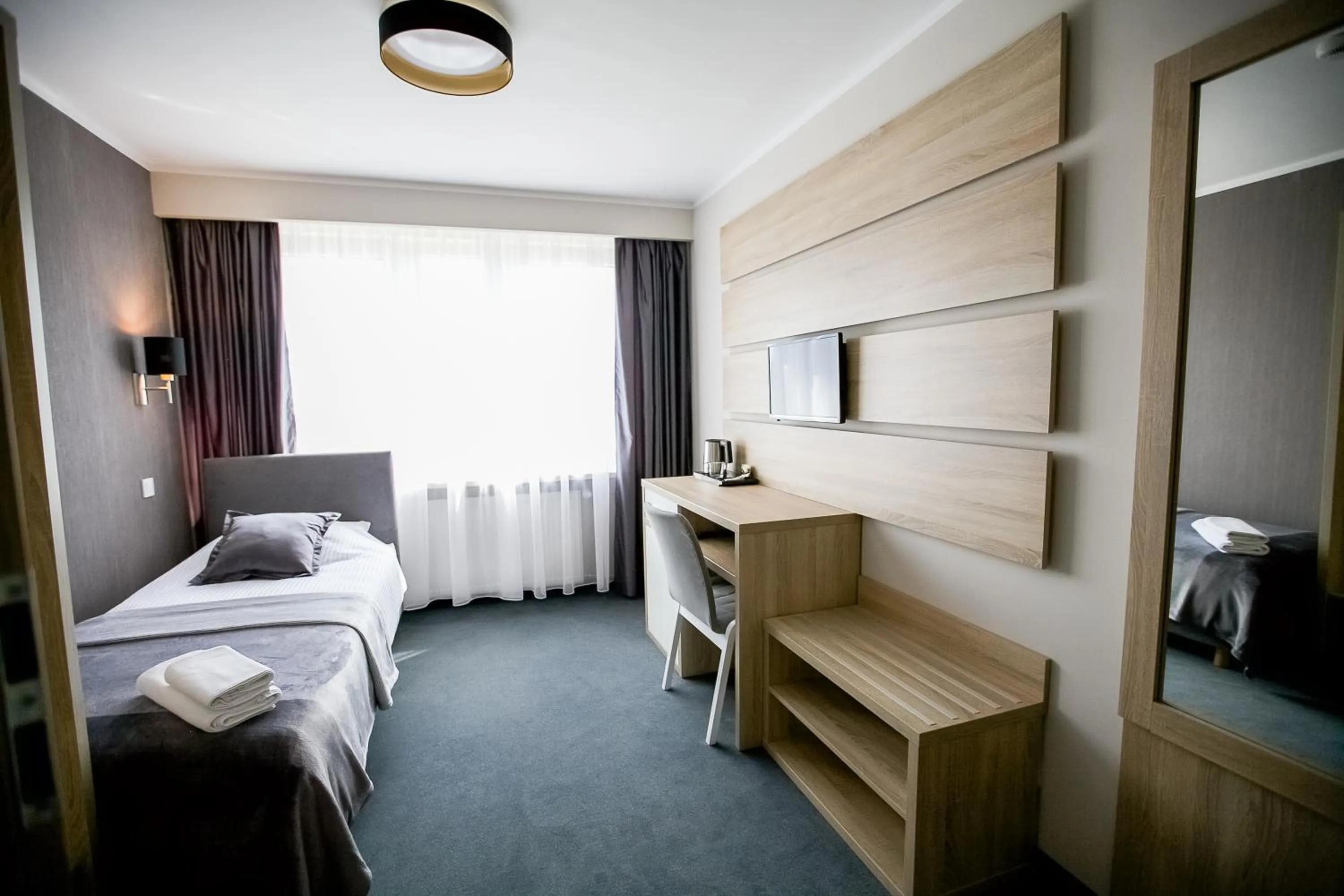 Photo of the whole room, Bed in Elba Hotel