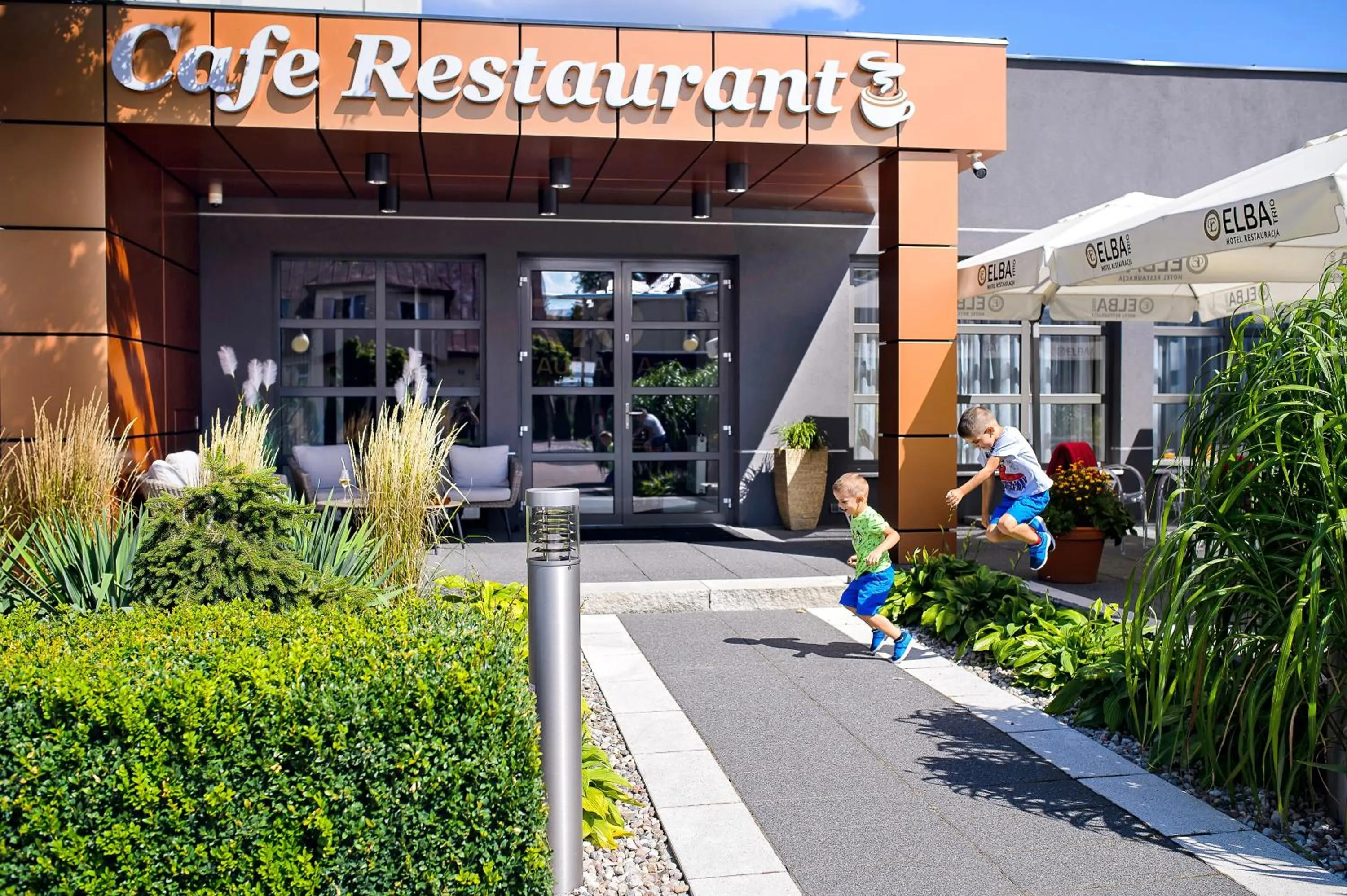 Facade/entrance in Elba Hotel