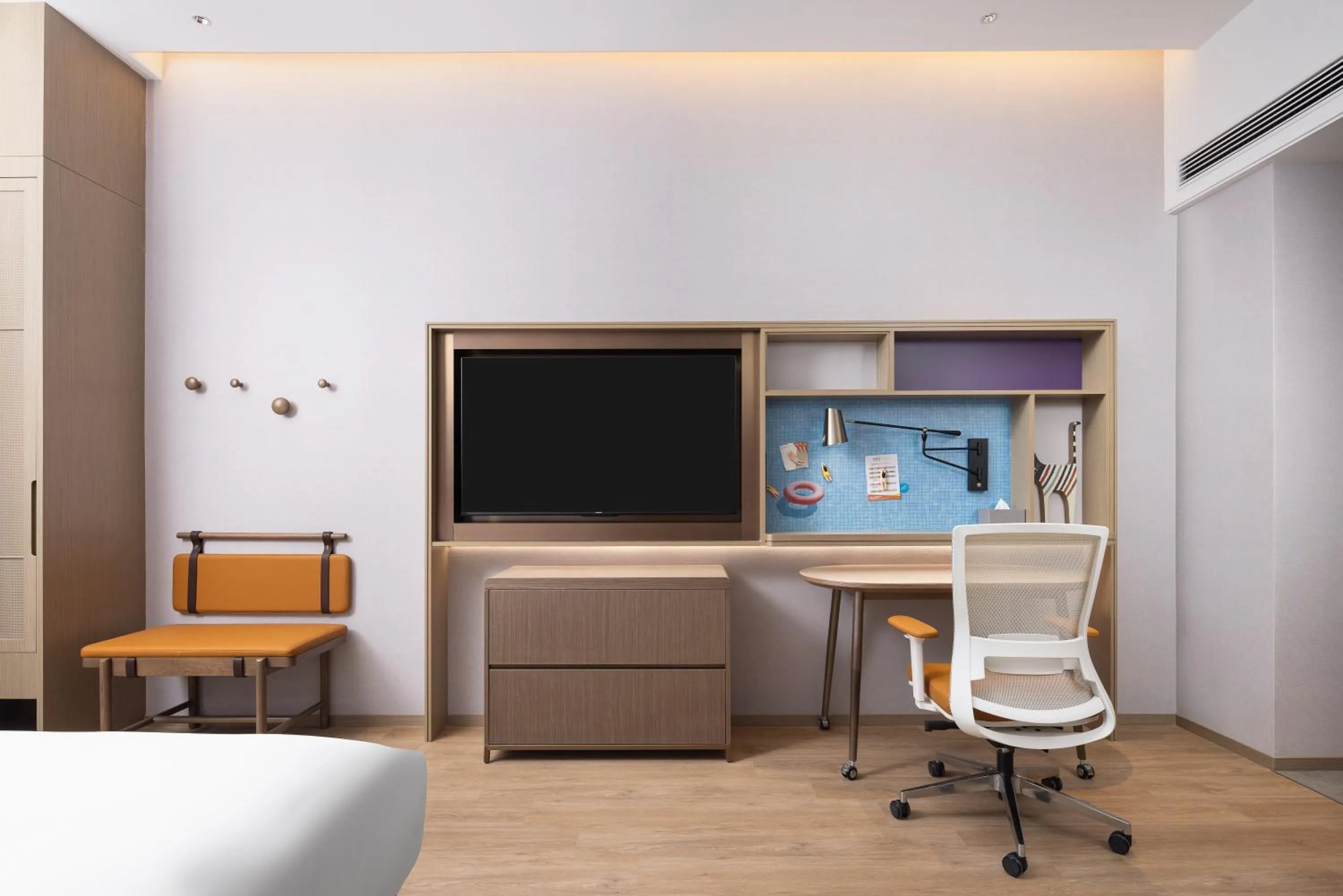 Seating area in Home2 Suite by Hilton Fuyang Taihe