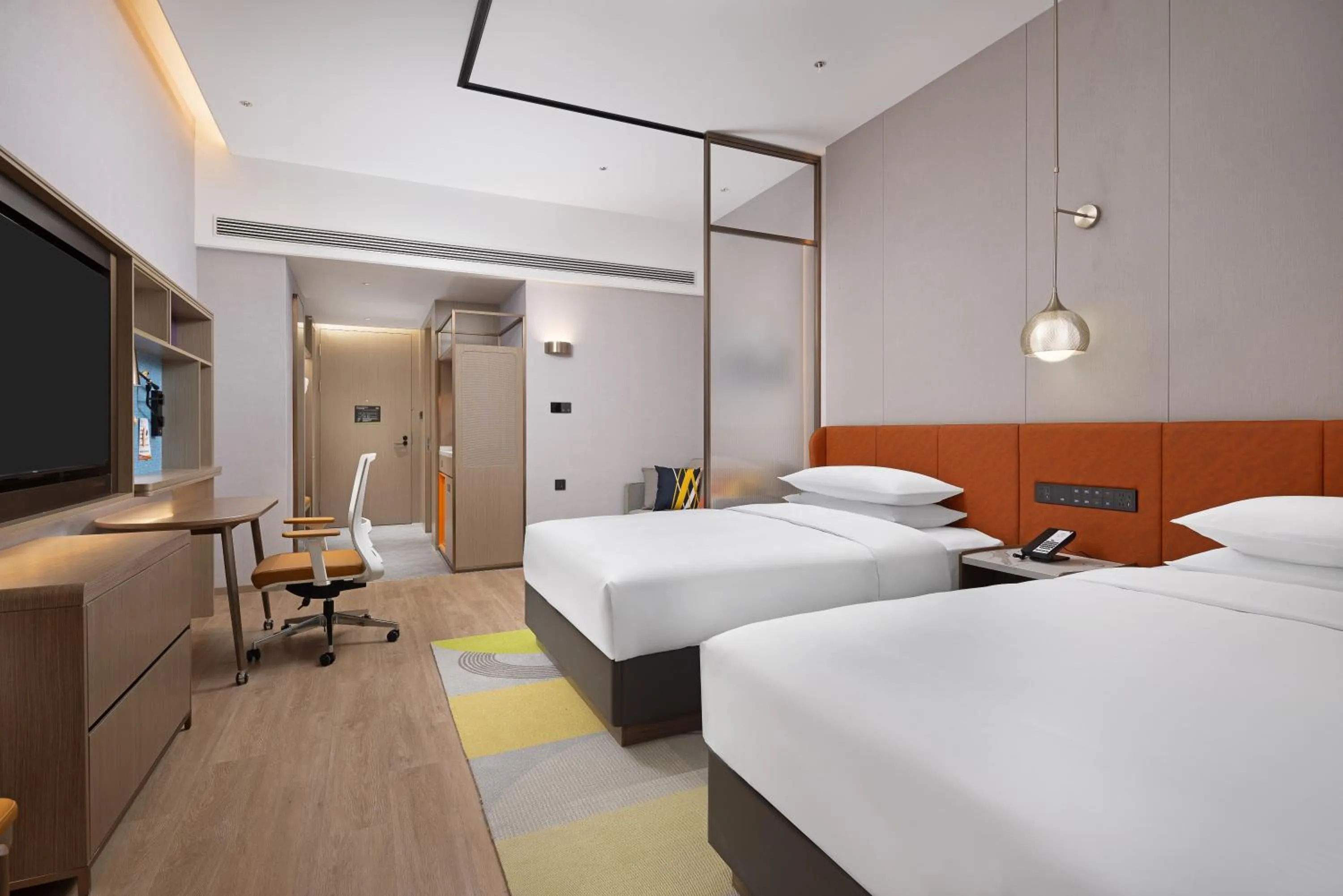 Photo of the whole room, Bed in Home2 Suite by Hilton Fuyang Taihe