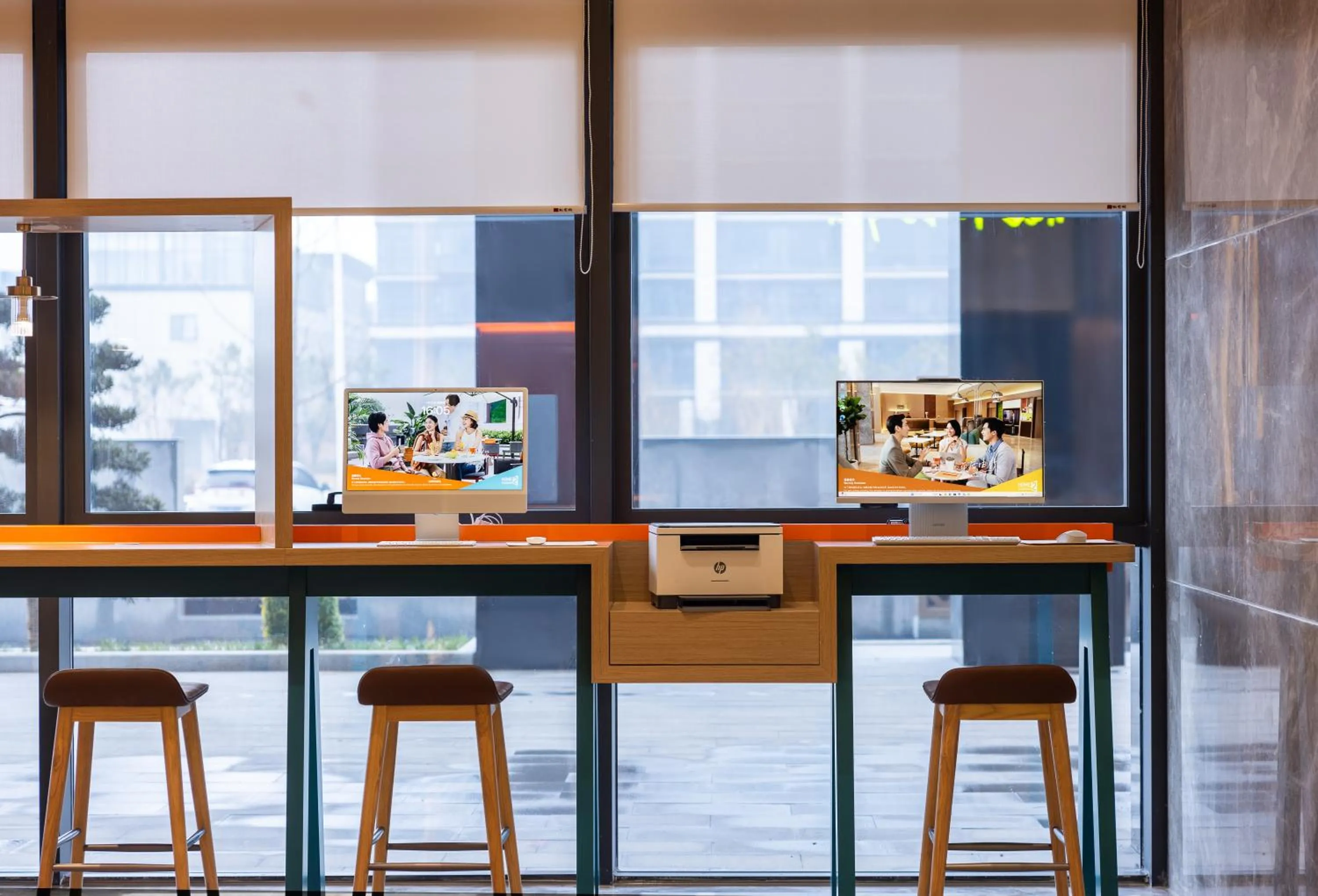 On-site shops in Home2 Suite by Hilton Fuyang Taihe