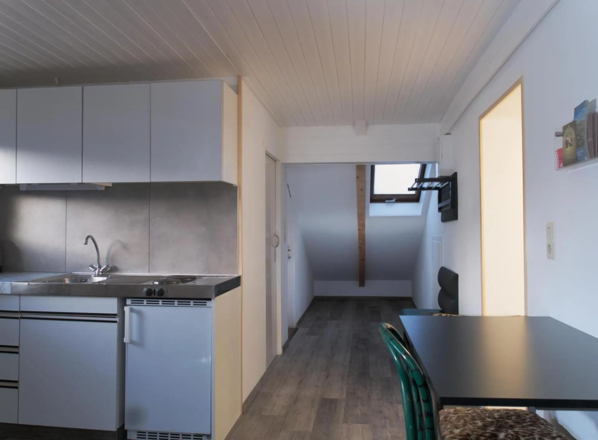 Kitchen or kitchenette in Apartment - Sleeps 3 - Balcony - Garden