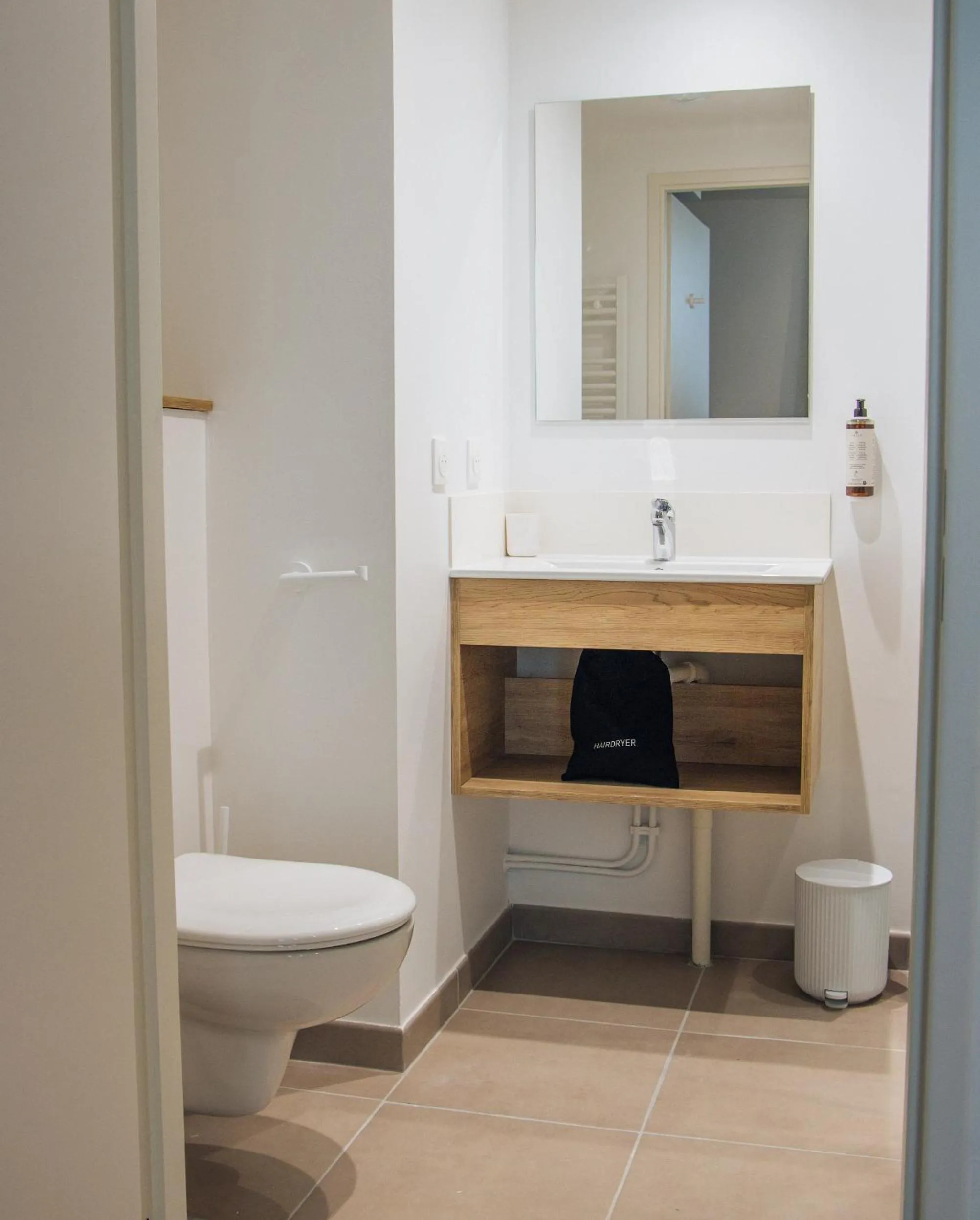 Toilet in Adagio Access Bordeaux Sud Pessac