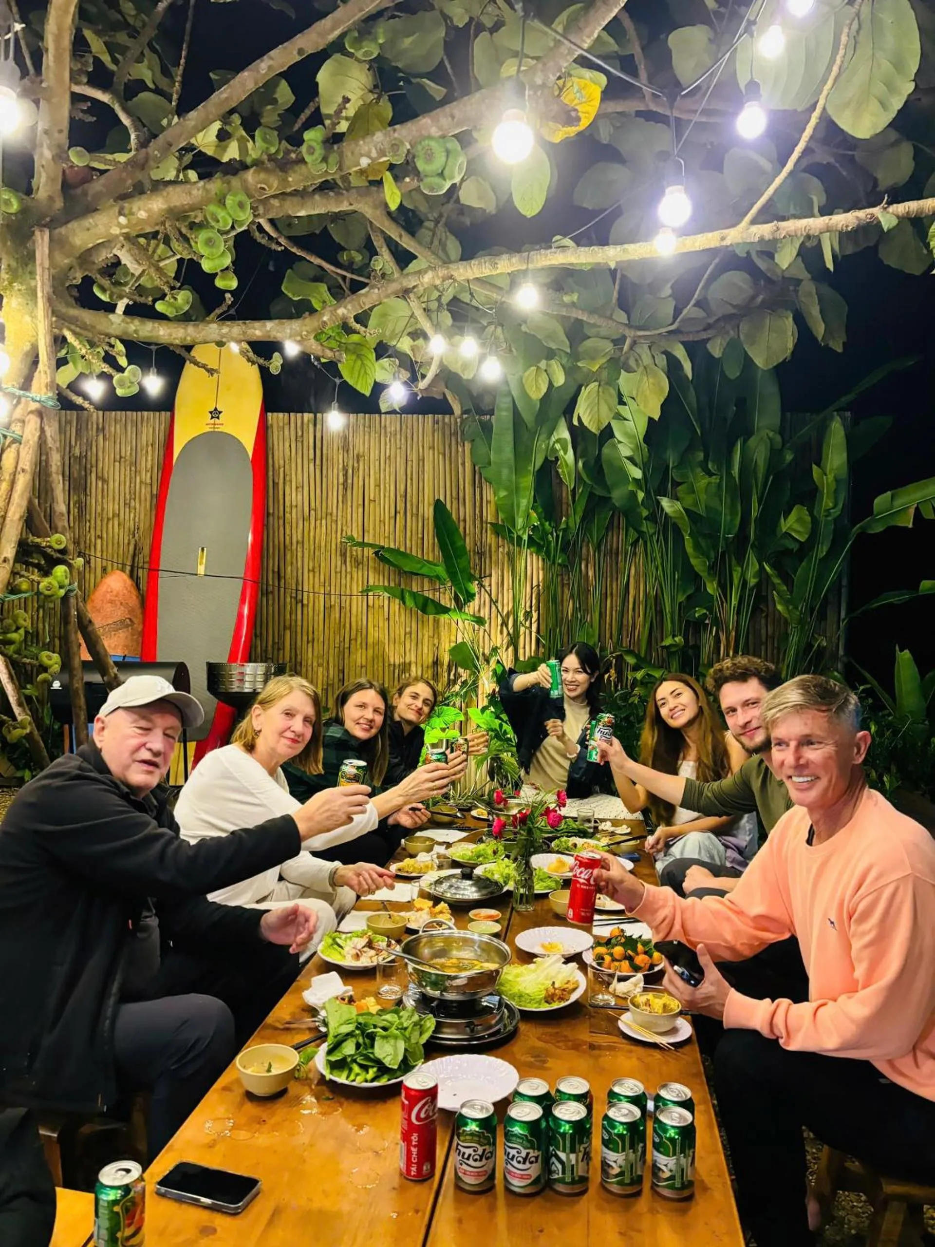 Restaurant/places to eat in Vả Riverside Retreat